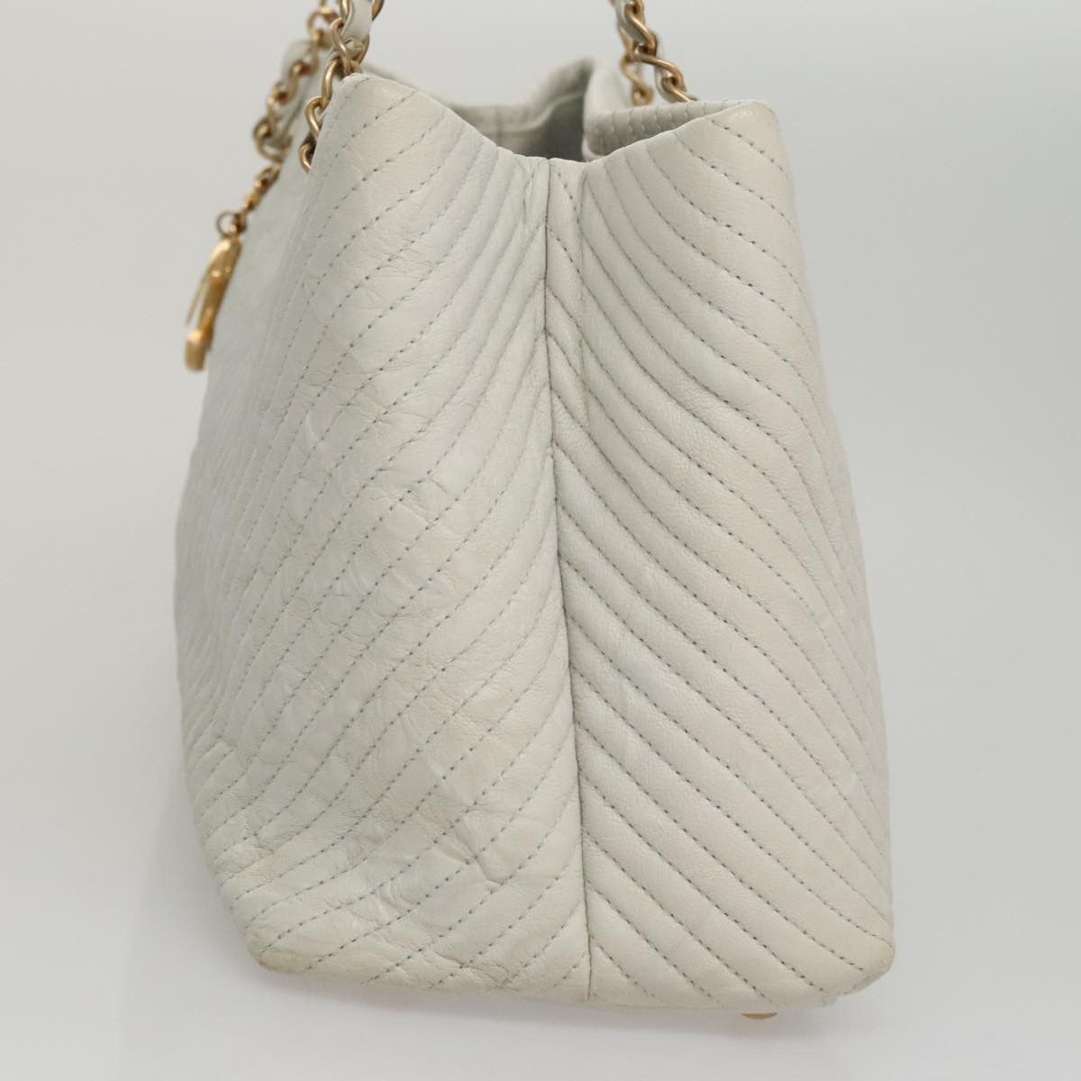 Chanel V-Stich White Leather Tote Bag (Pre-Owned) Size ONE SIZE - 3 Thumbnail