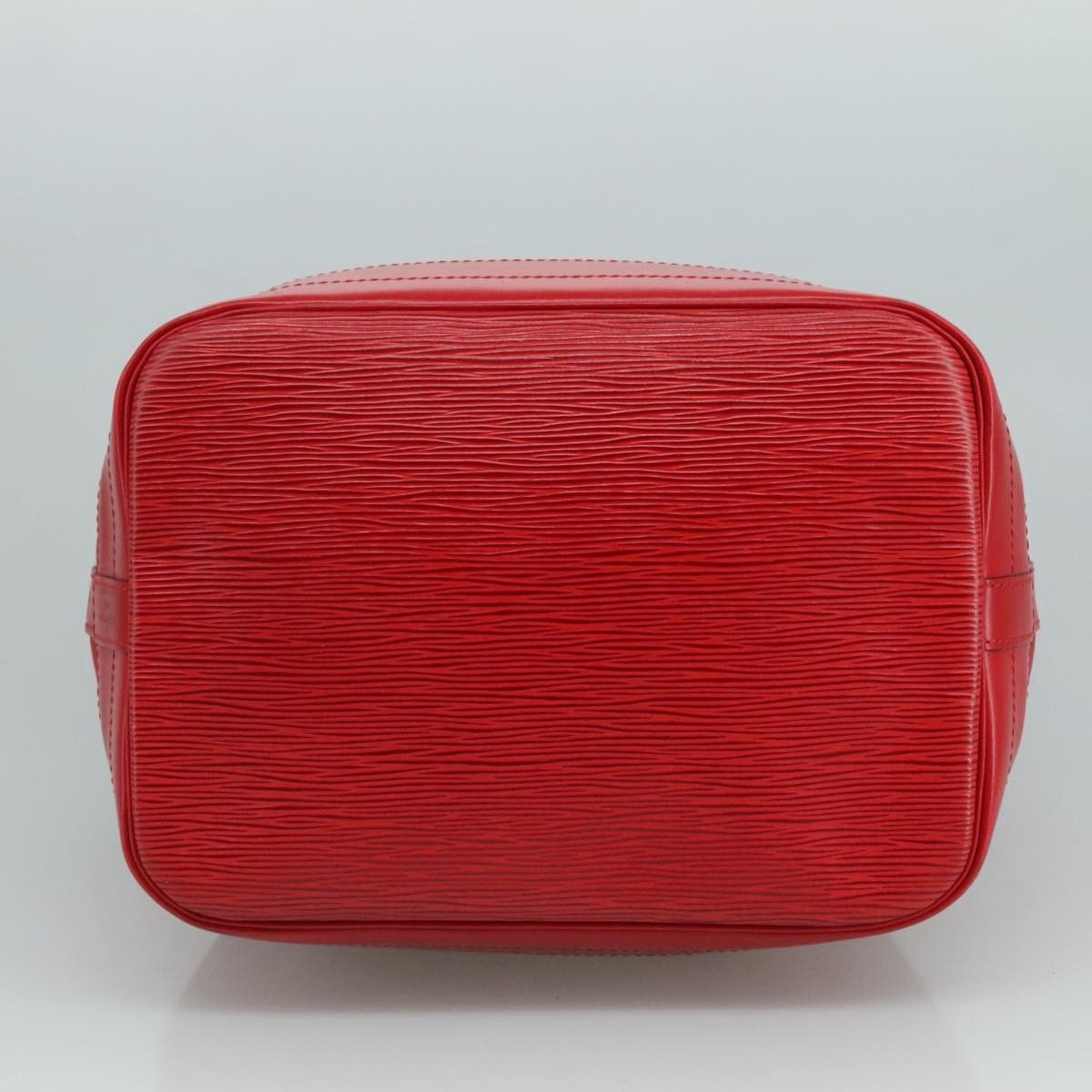 Louis Vuitton Noe Red Leather Shoulder Bag (Pre-Owned) Size ONE SIZE - 7 Thumbnail