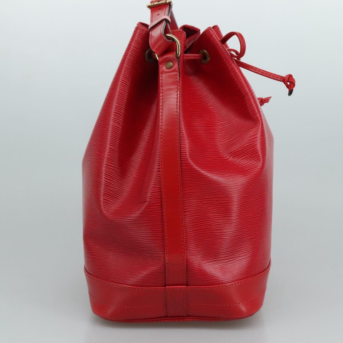 Louis Vuitton Noe Red Leather Shoulder Bag (Pre-Owned) Size ONE SIZE - 3 Thumbnail