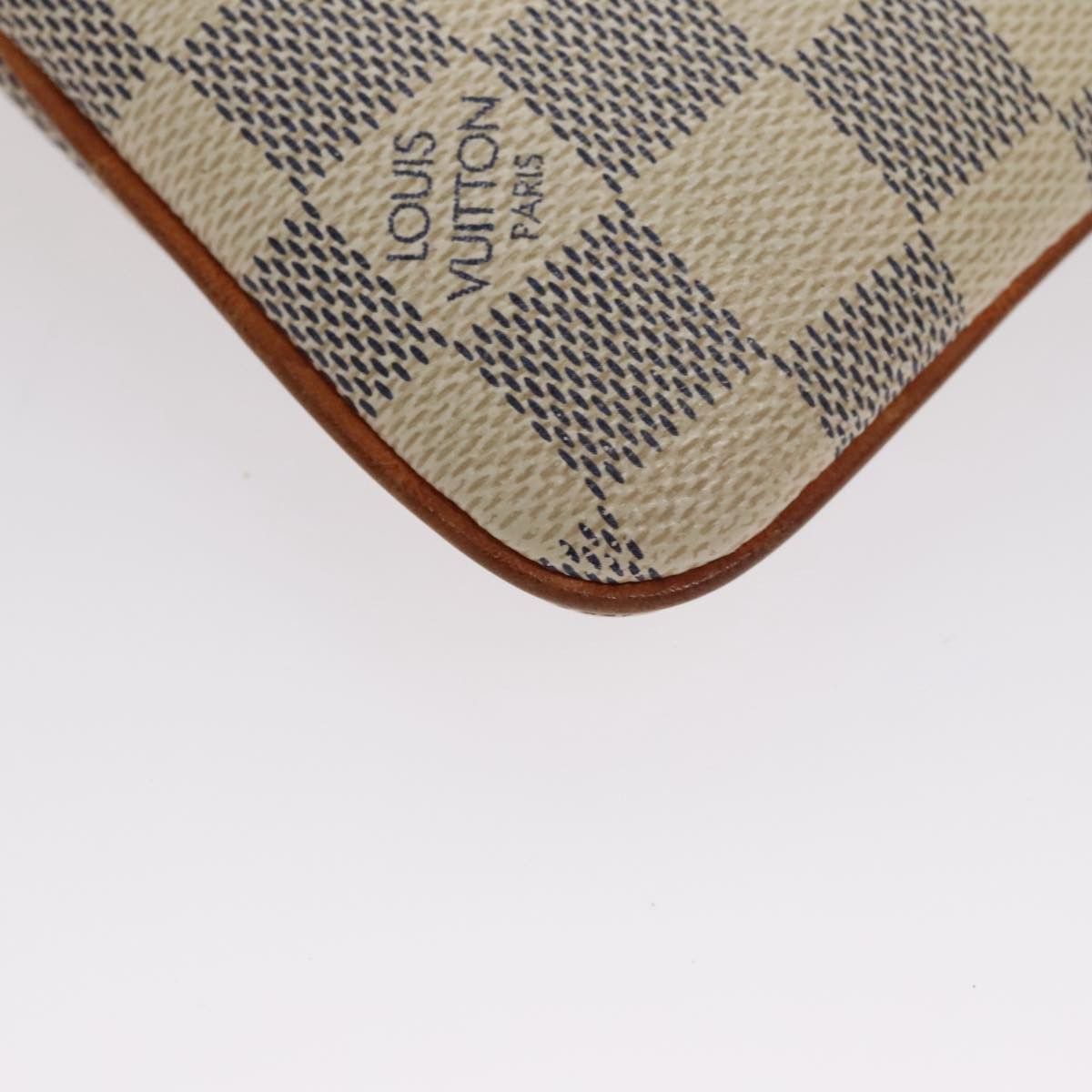 Louis Vuitton Mira White Canvas Clutch Bag (Pre-Owned) Size ONE SIZE - 9 Thumbnail
