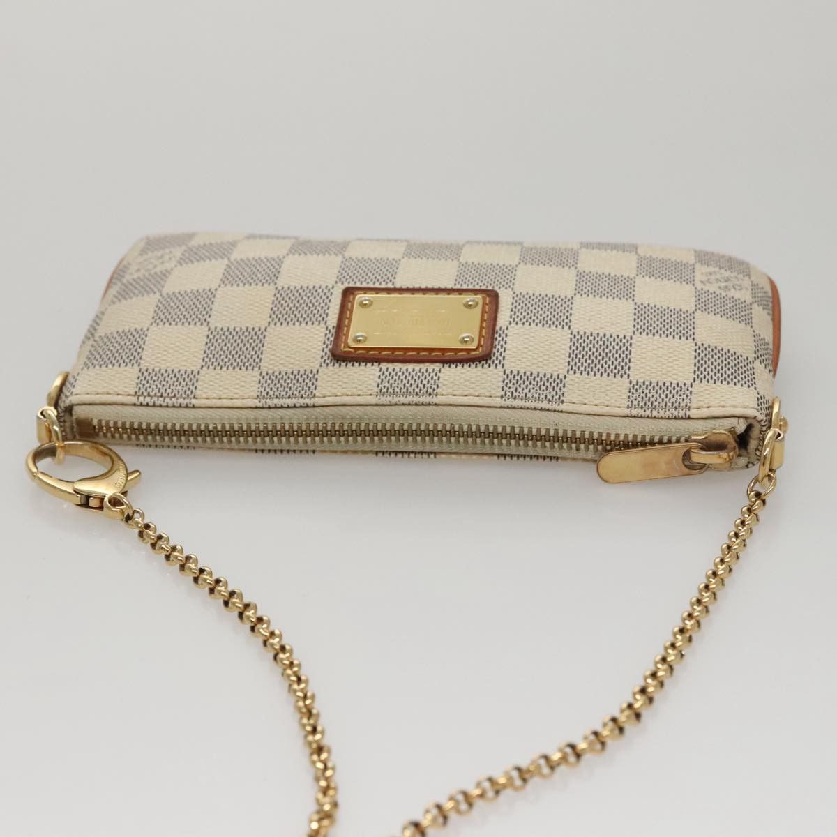 Louis Vuitton Mira White Canvas Clutch Bag (Pre-Owned) Size ONE SIZE - 18 Thumbnail