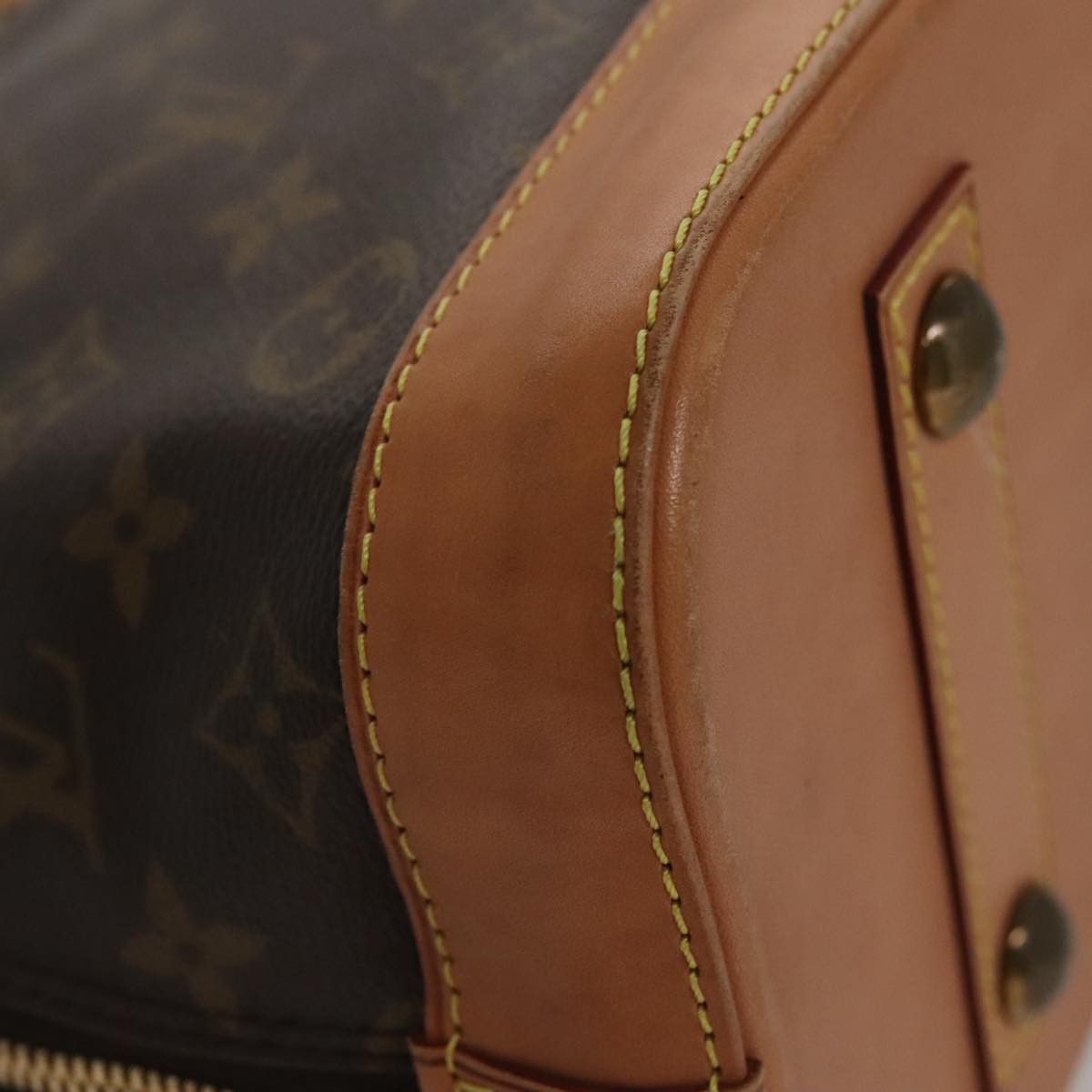 Louis Vuitton Alma Brown Canvas Handbag (Pre-Owned) Size ONE SIZE - 7 Thumbnail