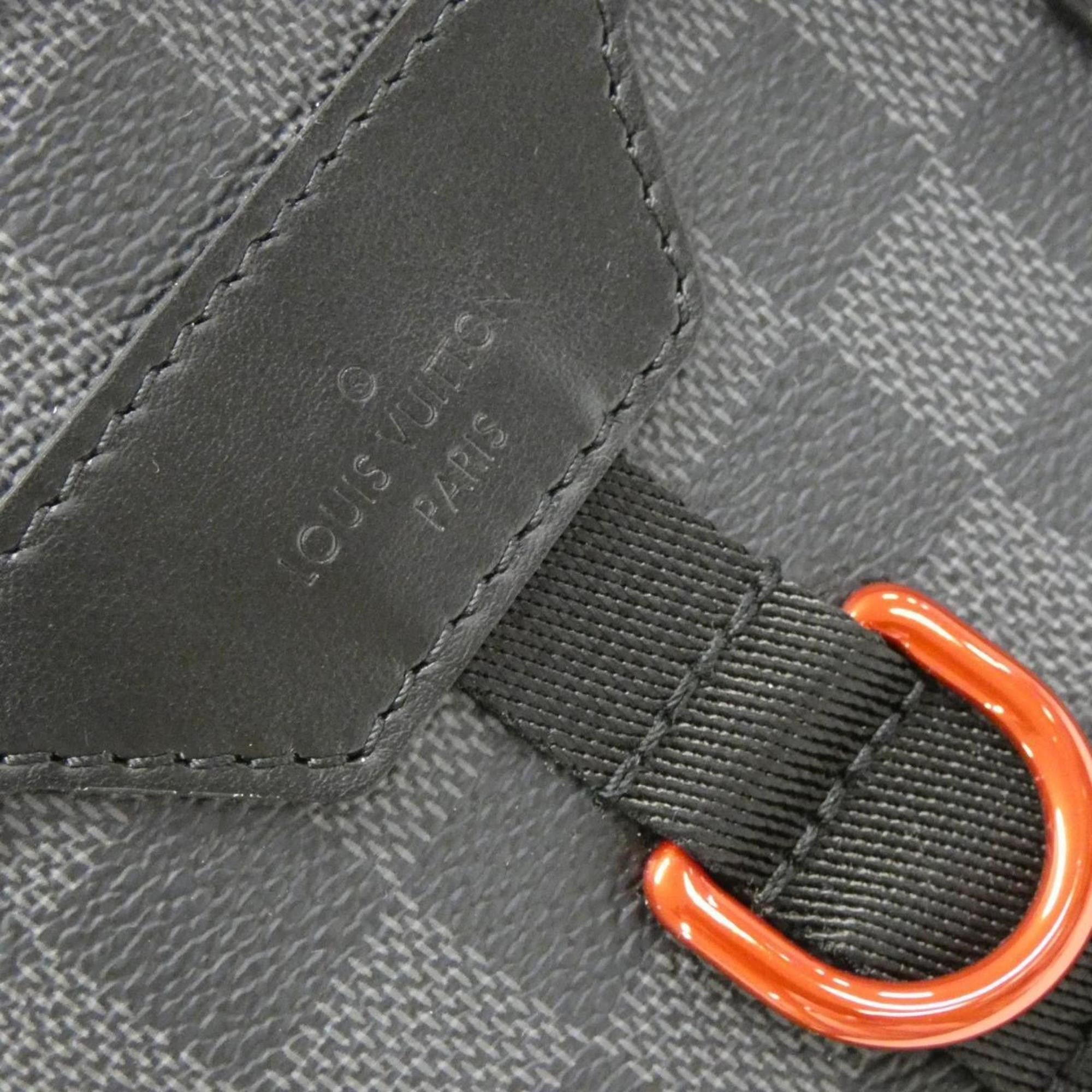 Louis Vuitton Louis Vuitton Damier Graphite Utility Messenger N40280 Shoulder Bag Size ONE SIZE - 5 Thumbnail
