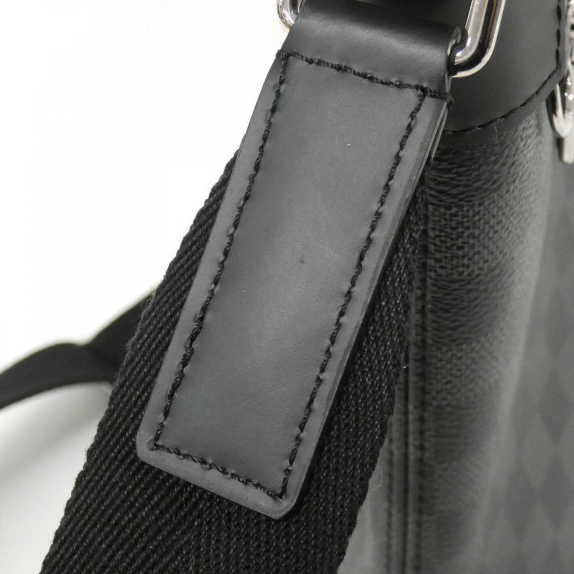 Louis Vuitton Louis Vuitton Damier Graphite Mick PM N40003 Shoulder Bag Size ONE SIZE - 6 Thumbnail