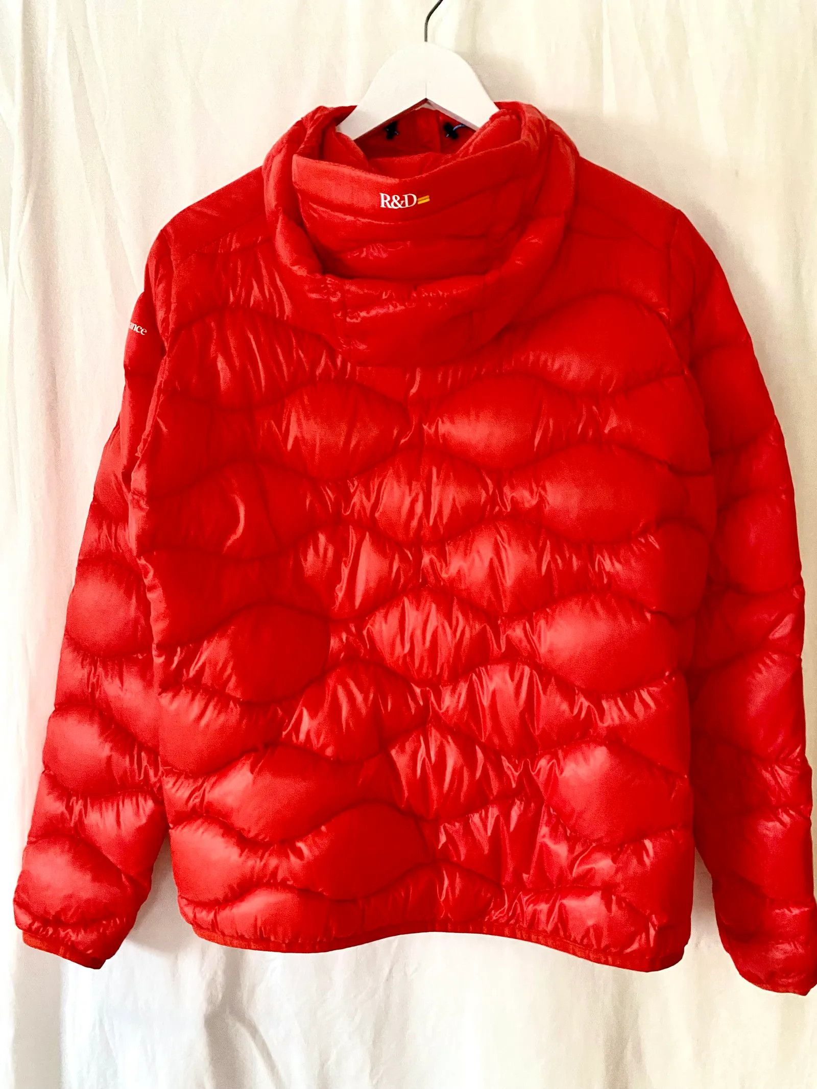 Peak Performance Peak Performance Helium Hood Lättviktsjacka Down Jacket Size L / US 10 / IT 46 - 4 Thumbnail