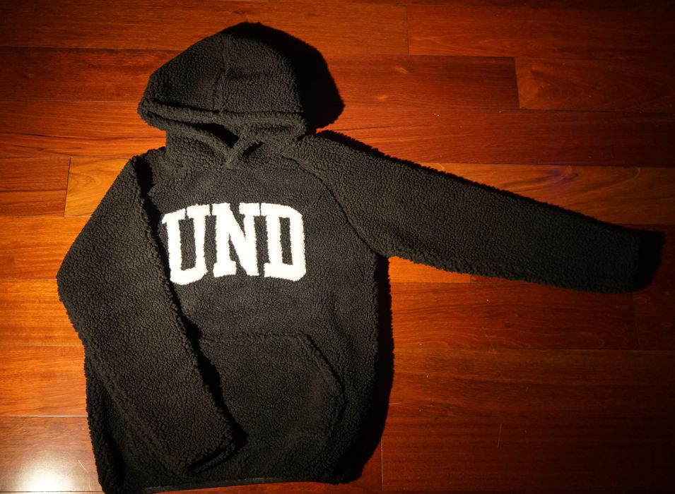 Undefeated sherpa pullover store hoodie