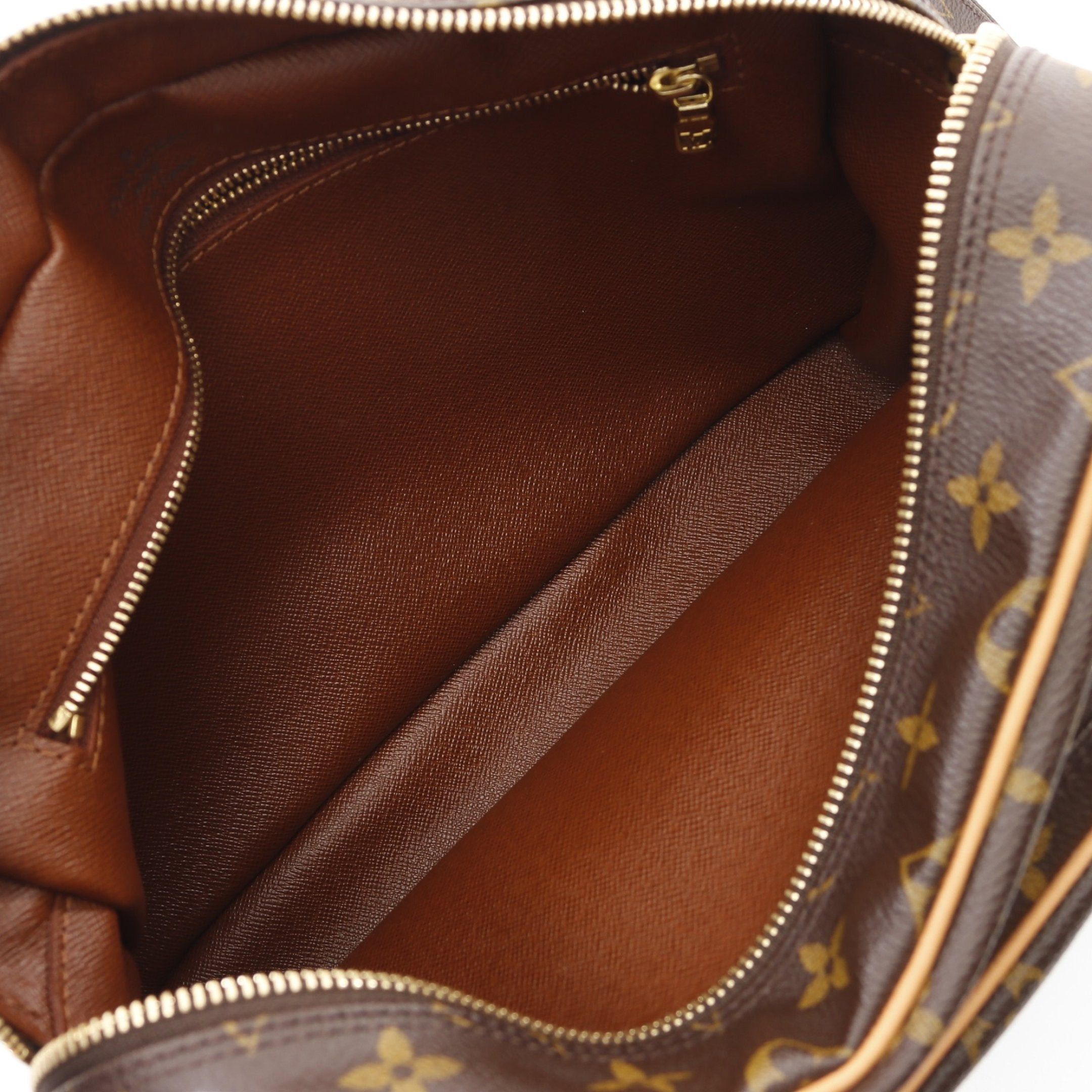 Louis Vuitton Louis Vuitton Nil Monogram Shoulder Bag Leather Brown Size ONE SIZE - 3 Thumbnail