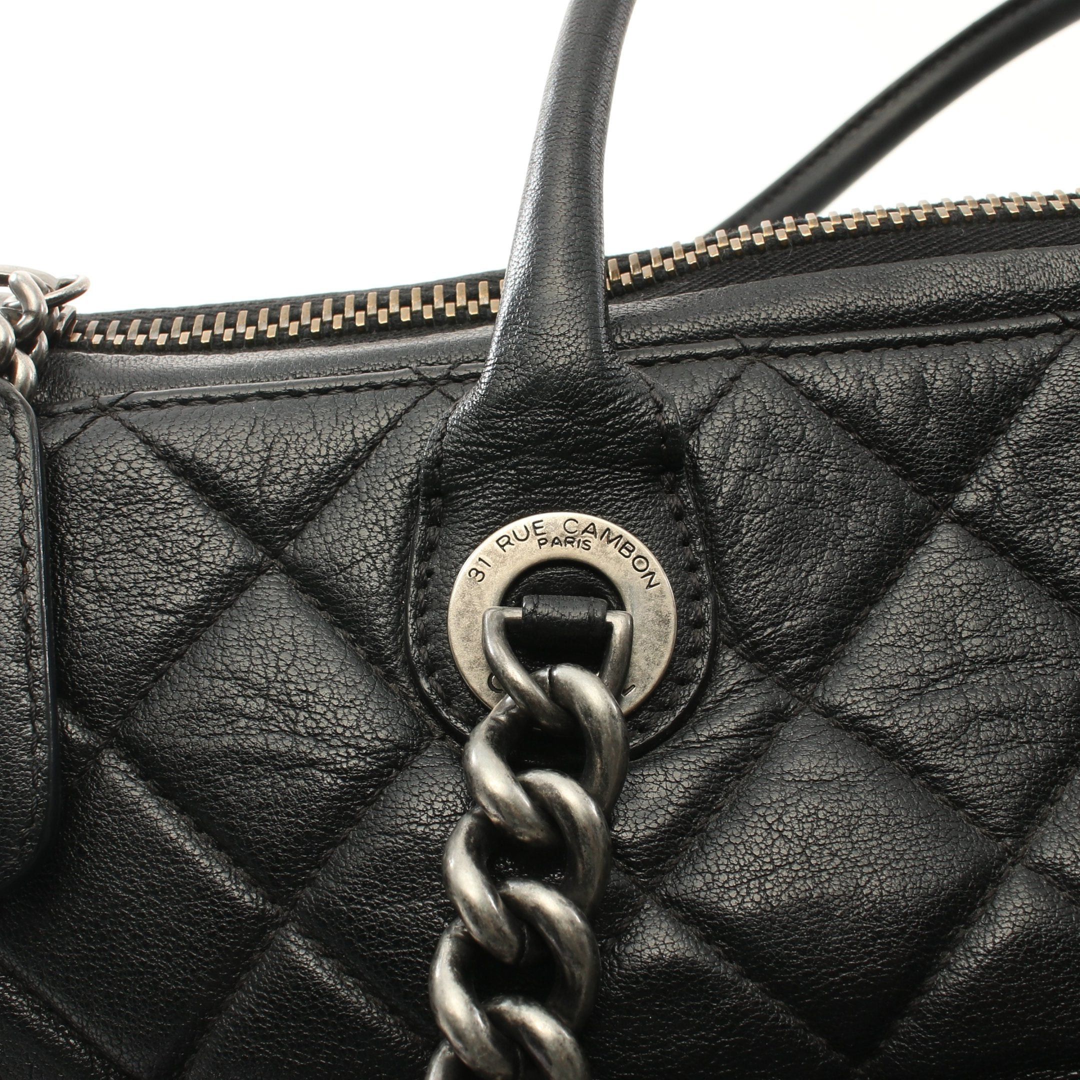 Chanel Chanel Matelasse Chain Shoulder Bag Leather Black Antique Silver Hardware Size ONE SIZE - 13 Thumbnail