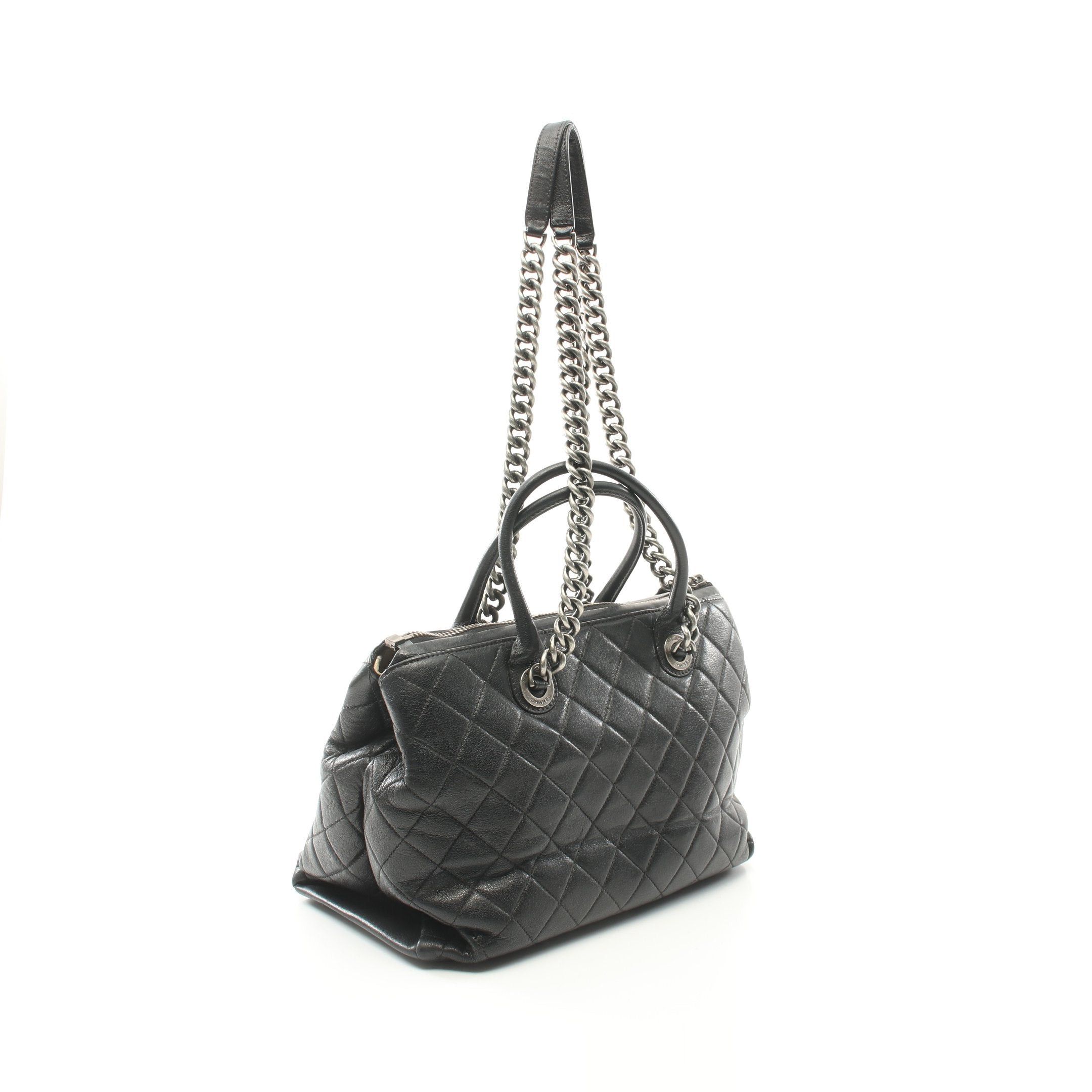 Chanel Chanel Matelasse Chain Shoulder Bag Leather Black Antique Silver Hardware Size ONE SIZE - 2 Thumbnail