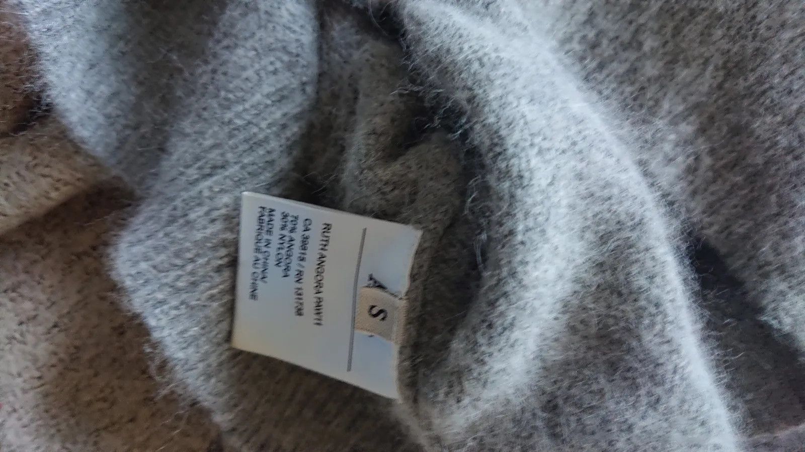 Acne Studios Acne Studios RUTH ANGORA PAW 11 Sweater Size S / US 4 / IT 40 - 2 Thumbnail