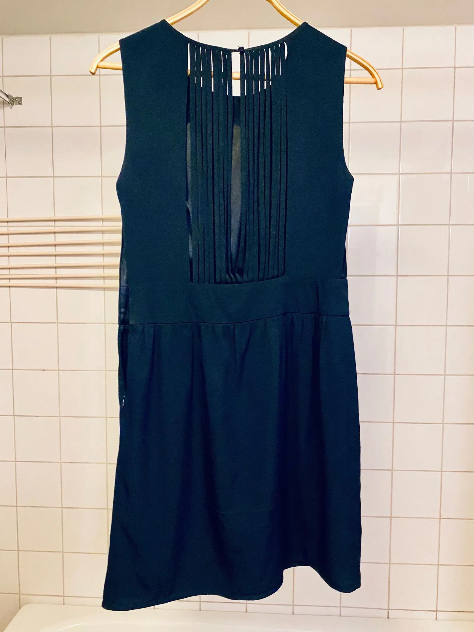French Connection French Connection Dress Size M / US 6-8 / IT 42-44 - 4 Thumbnail
