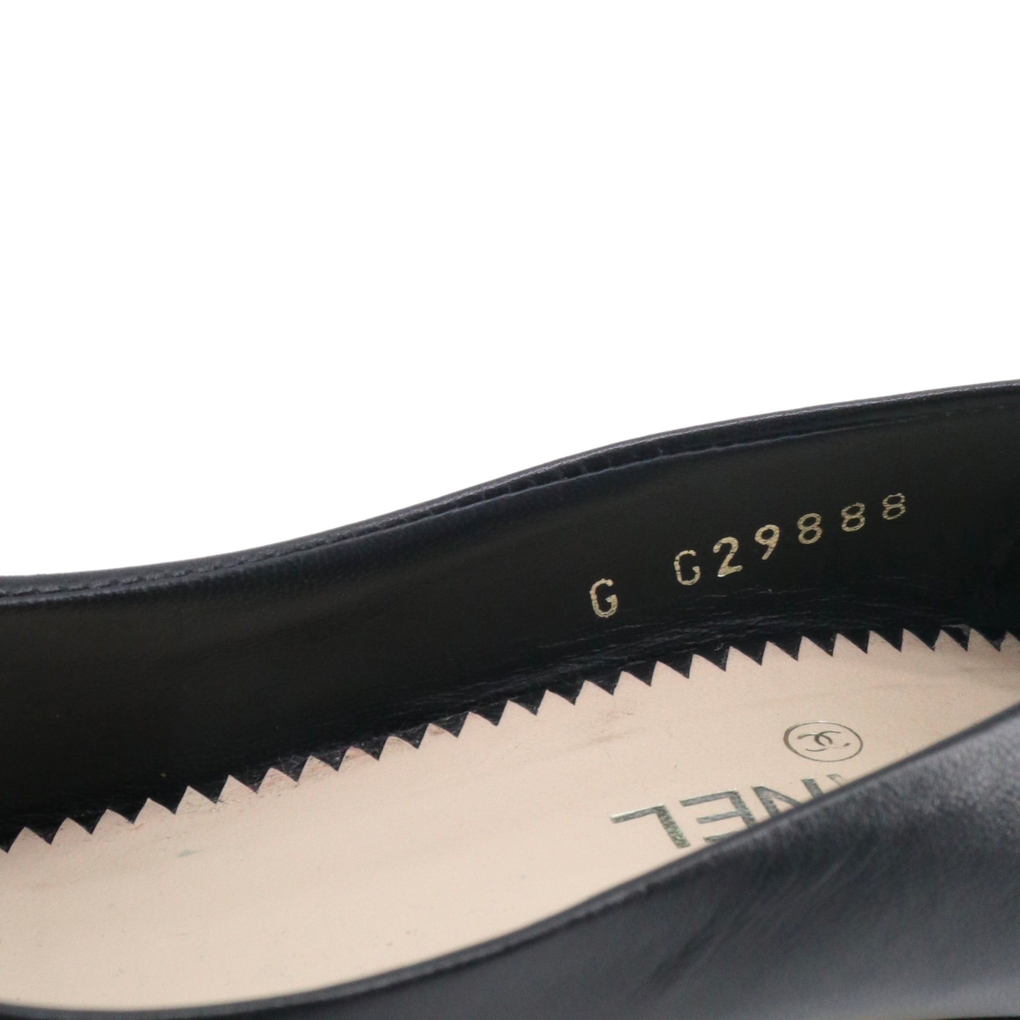 Chanel CHANEL - Chanel black leather pumps (size 37) Size US 6 / IT 36 - 7 Thumbnail