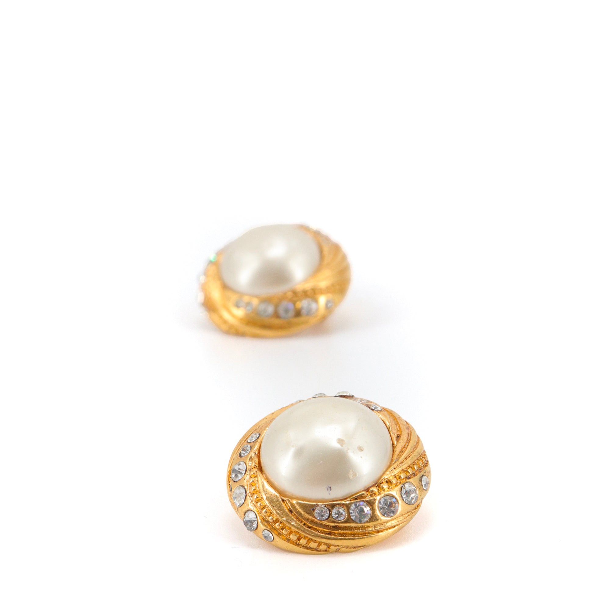 Chanel CHANEL - Golden Chanel earrings adorned with pearls and rhinestones Size ONE SIZE - 2 Thumbnail