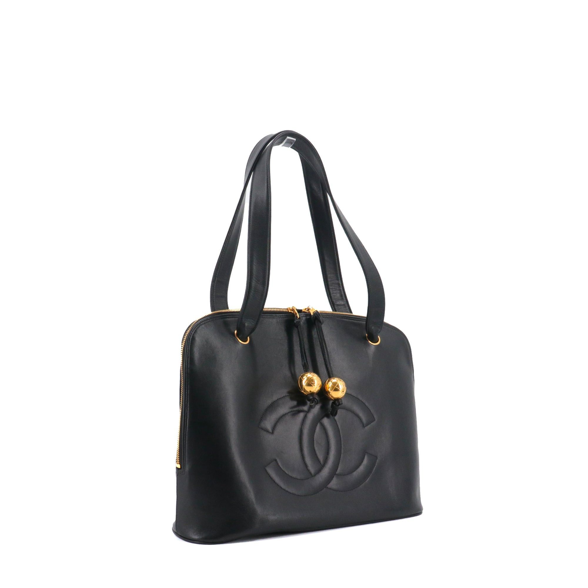 Chanel CHANEL - Chanel Shopping handbag in vintage black smooth leather Size ONE SIZE - 2 Thumbnail
