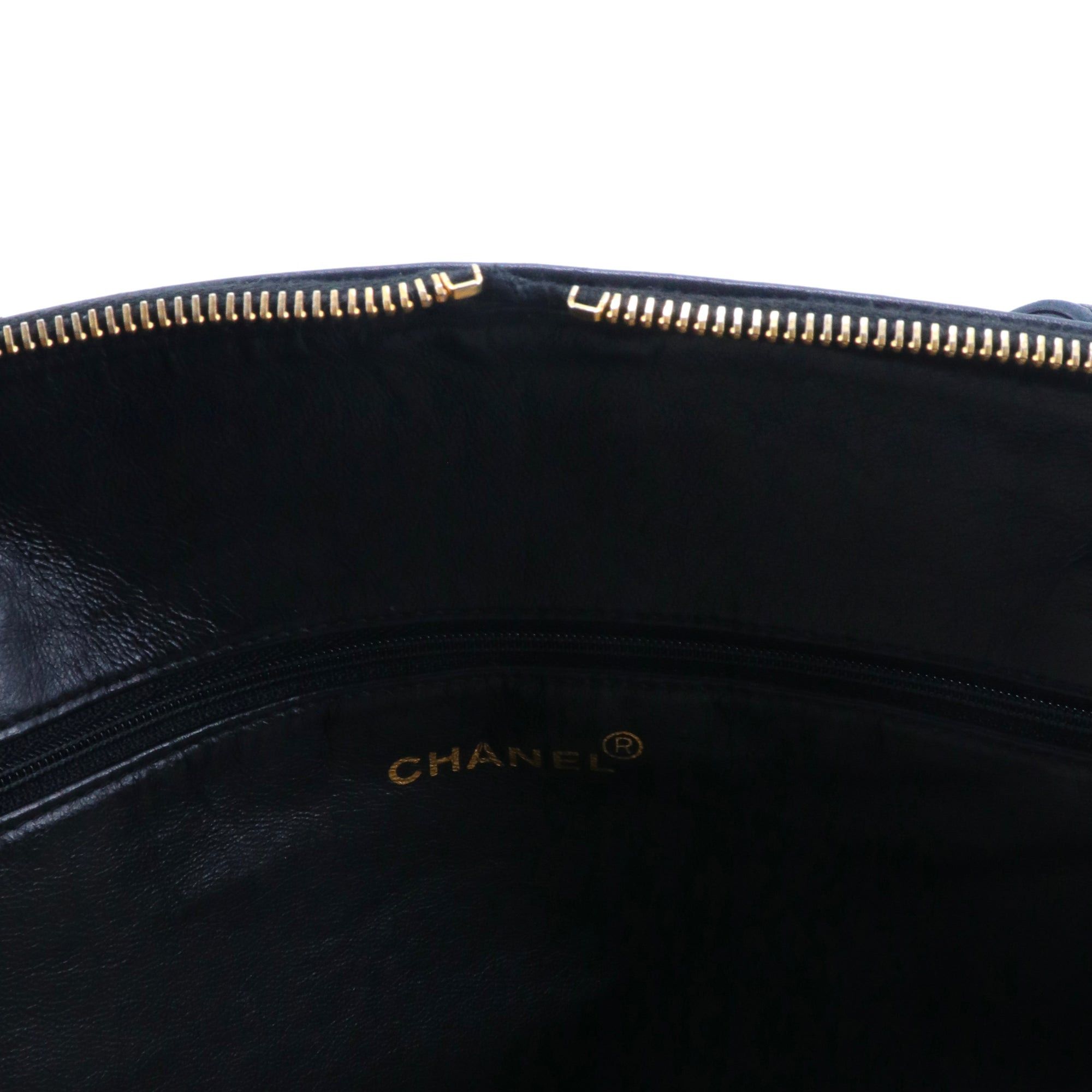 Chanel CHANEL - Chanel Shopping handbag in vintage black smooth leather Size ONE SIZE - 8 Thumbnail
