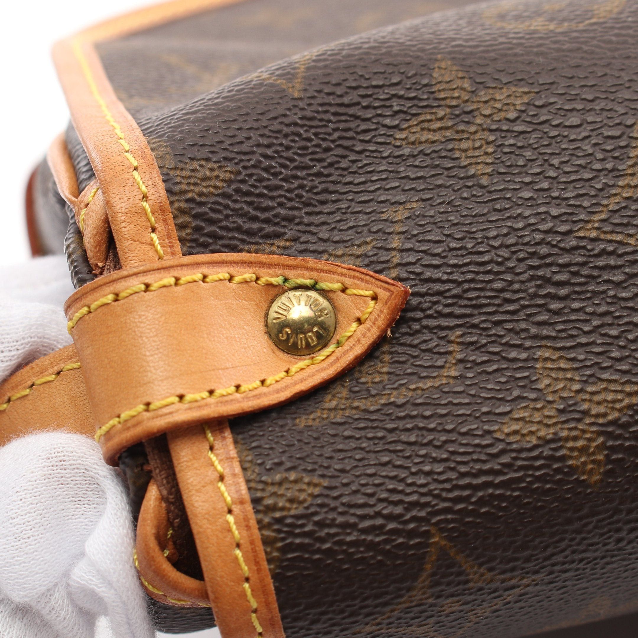 Louis Vuitton Louis Vuitton Saumur 30 Monogram Shoulder Bag Leather Brown Size ONE SIZE - 13 Thumbnail