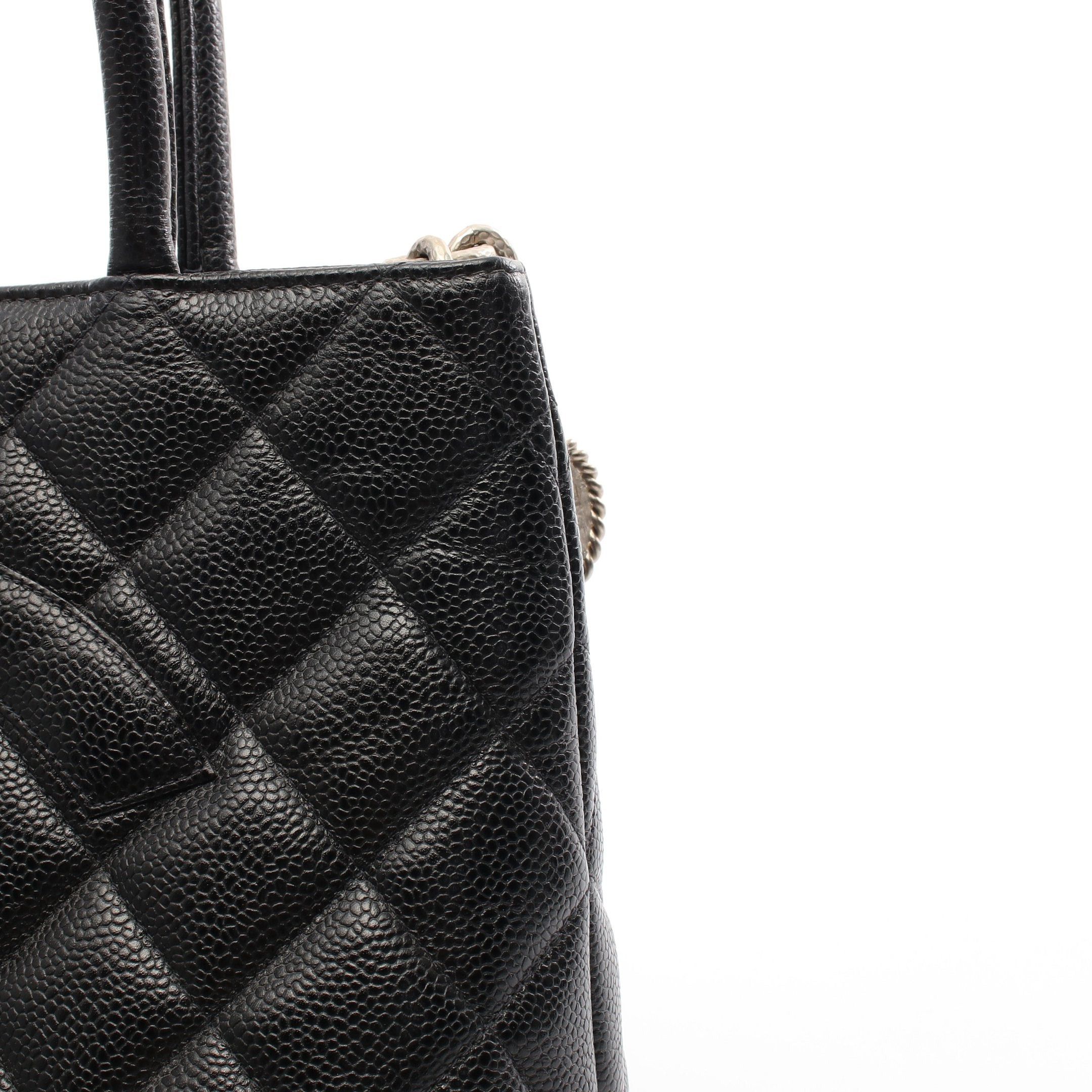 Chanel Chanel Reissue Tote Handbag Bag Caviar Skin Black Silver Hardware Size ONE SIZE - 7 Thumbnail