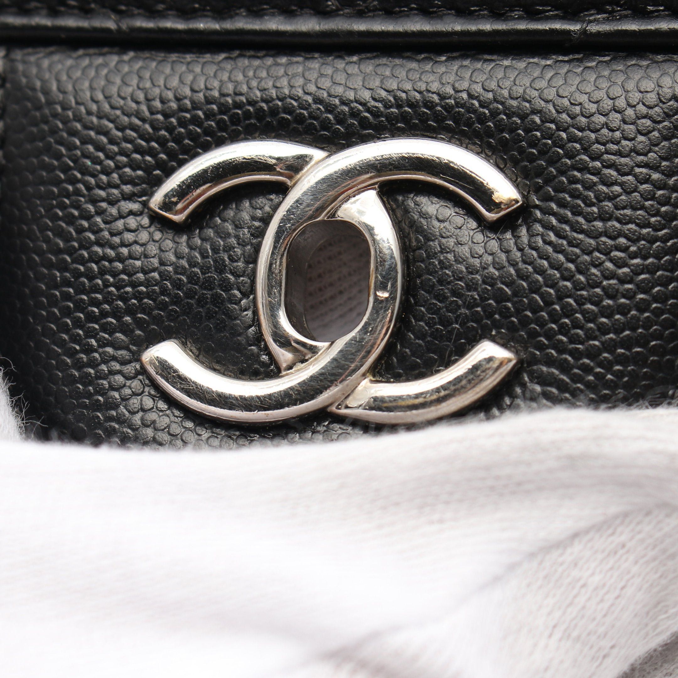 Chanel Chanel Matelasse Double Flap Chain Shoulder Bag Caviar Skin Black Gold Hardware Size ONE SIZE - 6 Thumbnail