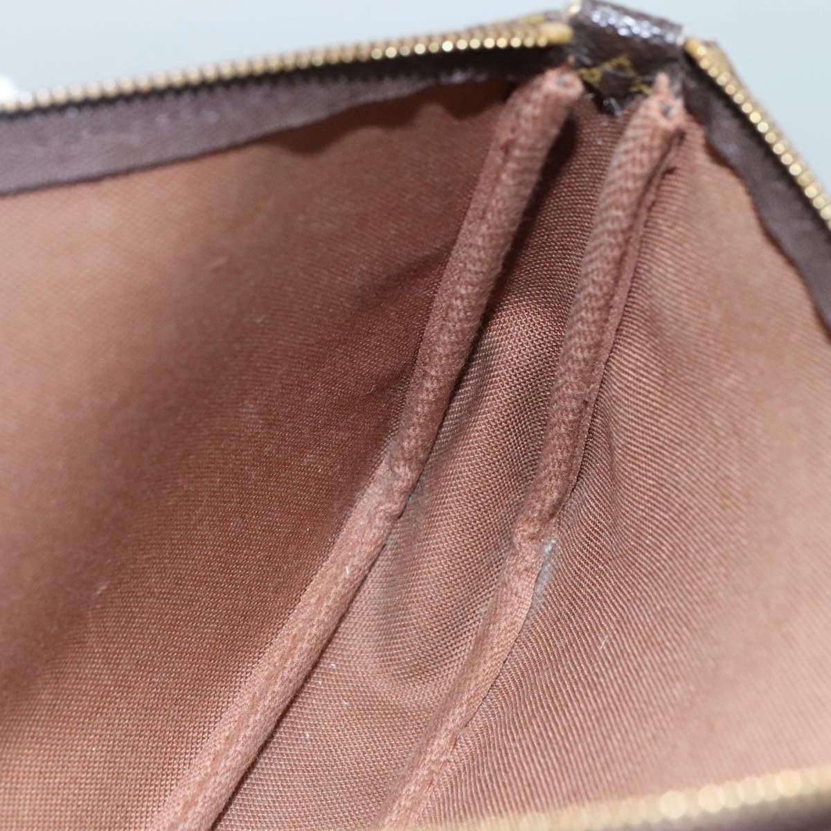 Louis Vuitton Louis Vuitton Pochette Accessoire clutch Size ONE SIZE - 18 Thumbnail