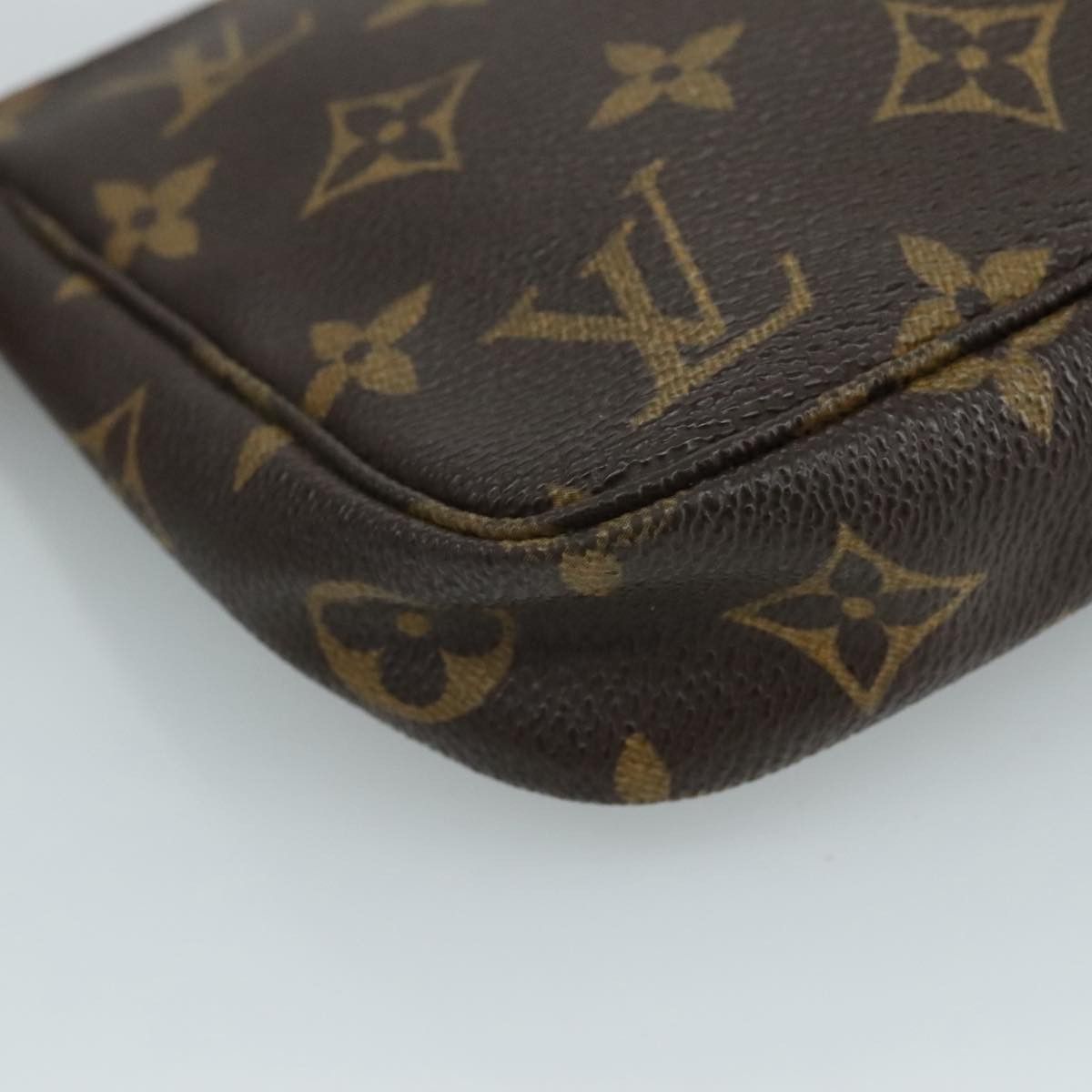 Louis Vuitton Louis Vuitton Pochette Accessoire clutch Size ONE SIZE - 17 Thumbnail