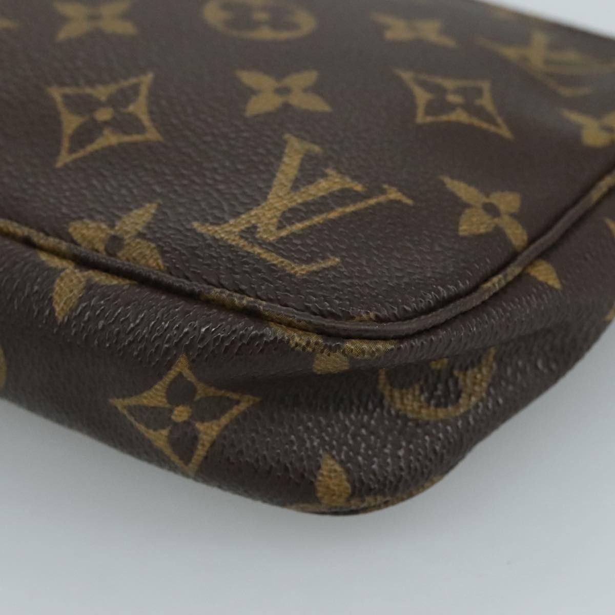 Louis Vuitton Louis Vuitton Pochette Accessoire clutch Size ONE SIZE - 16 Thumbnail