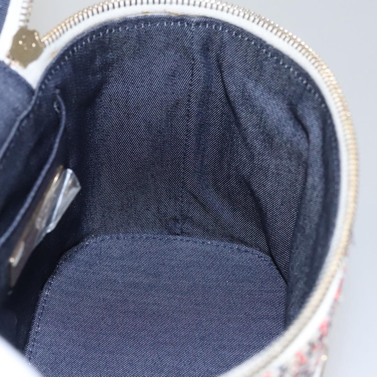 Chanel Chanel Vanity clutch Size ONE SIZE - 24 Thumbnail