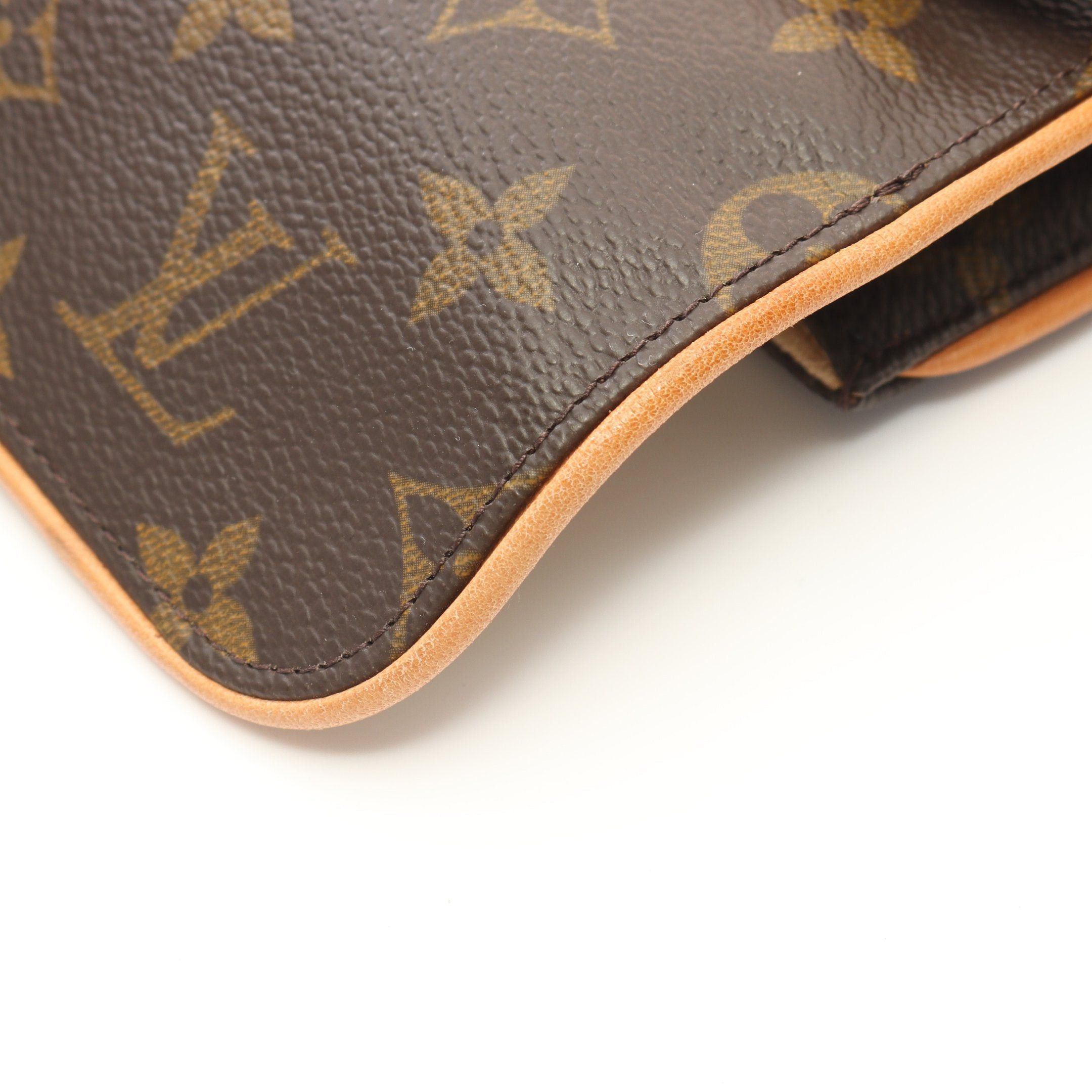 Louis Vuitton Louis Vuitton Pochette Florentine Monogram Body Bag Waist Leather Brown Size ONE SIZE - 8 Thumbnail
