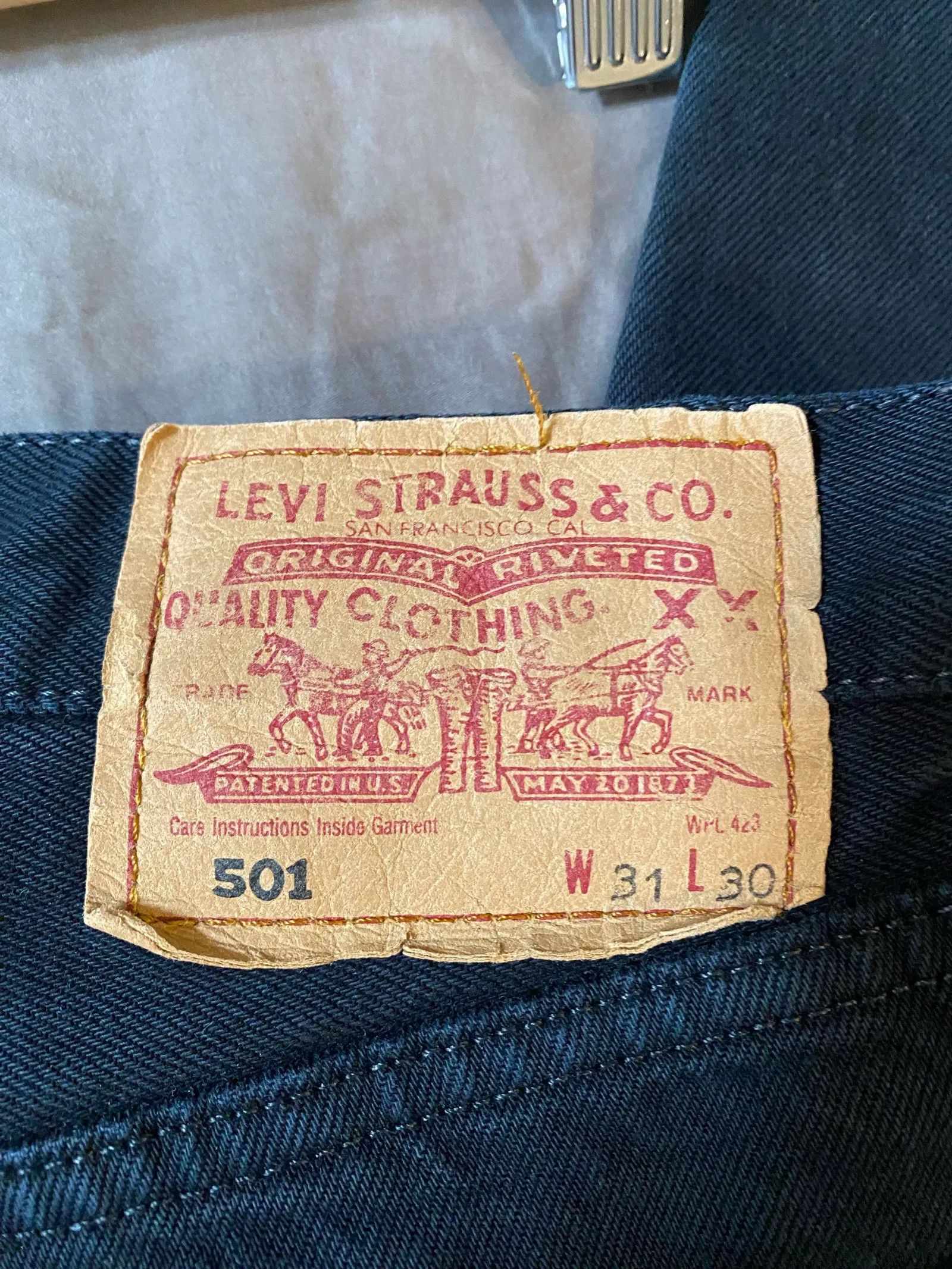 Levi's Levi's Levi’s 501 Jeans Size 31" - 2 Thumbnail