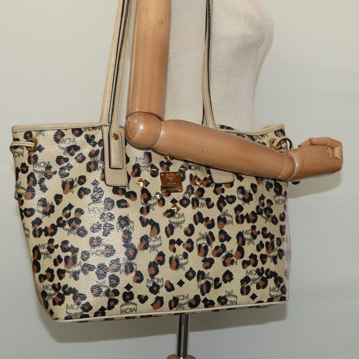 【正規品質保証】 MCM MCM Vicetos Bag Collaboration LOVELESS Leopard Logogram バッグ