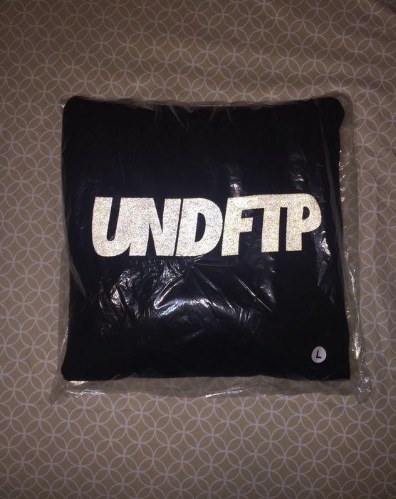 Ftp undefeated sale hoodie