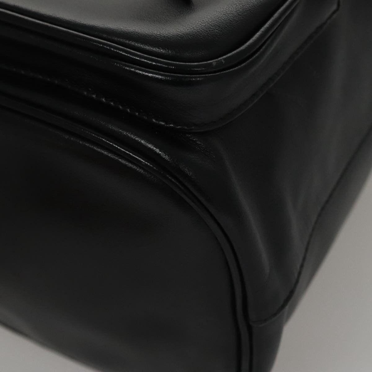 Prada Black Leather Handbag (Pre-Owned) Size ONE SIZE - 8 Thumbnail