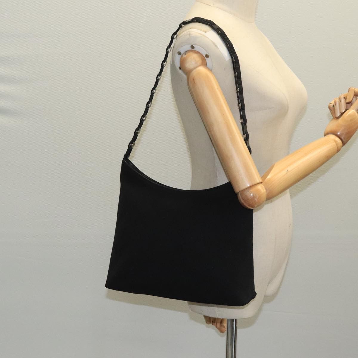 Salvatore Ferragamo Vara Black Canvas Shoulder Bag (Pre-Owned) Size ONE SIZE - 12 Thumbnail