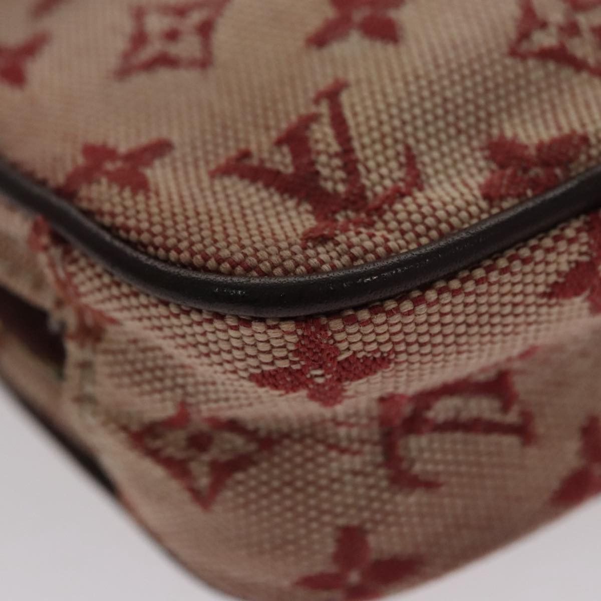Louis Vuitton Usu Red Canvas Clutch Bag (Pre-Owned) Size ONE SIZE - 15 Thumbnail