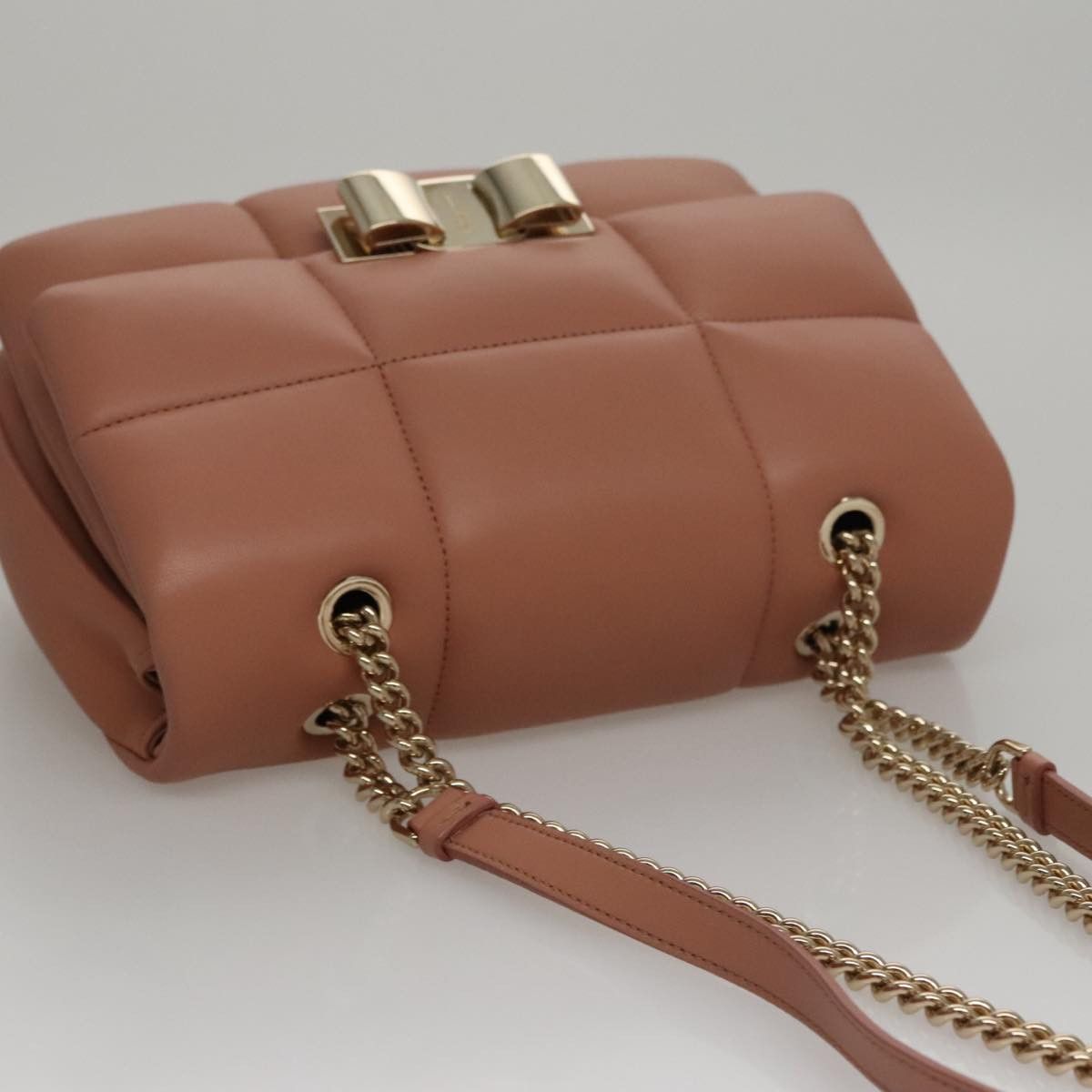 Salvatore Ferragamo Vara Brown Leather Shoulder Bag (Pre-Owned) Size ONE SIZE - 18 Thumbnail