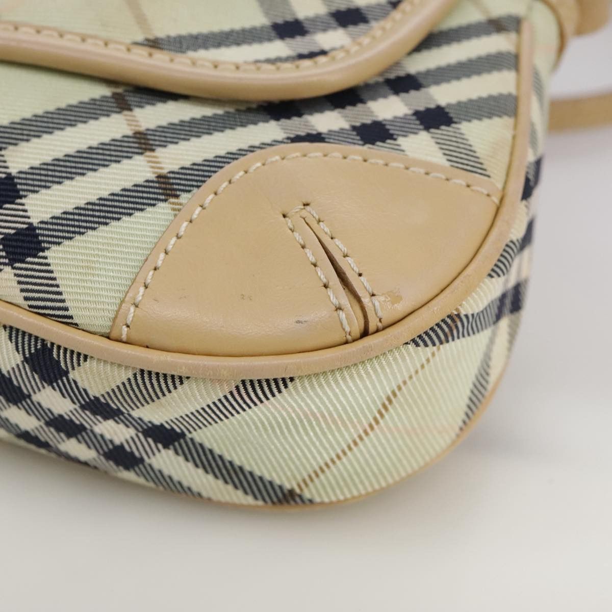 Burberry Nova Check Beige Canvas Shoulder Bag (Pre-Owned) Size ONE SIZE - 18 Thumbnail