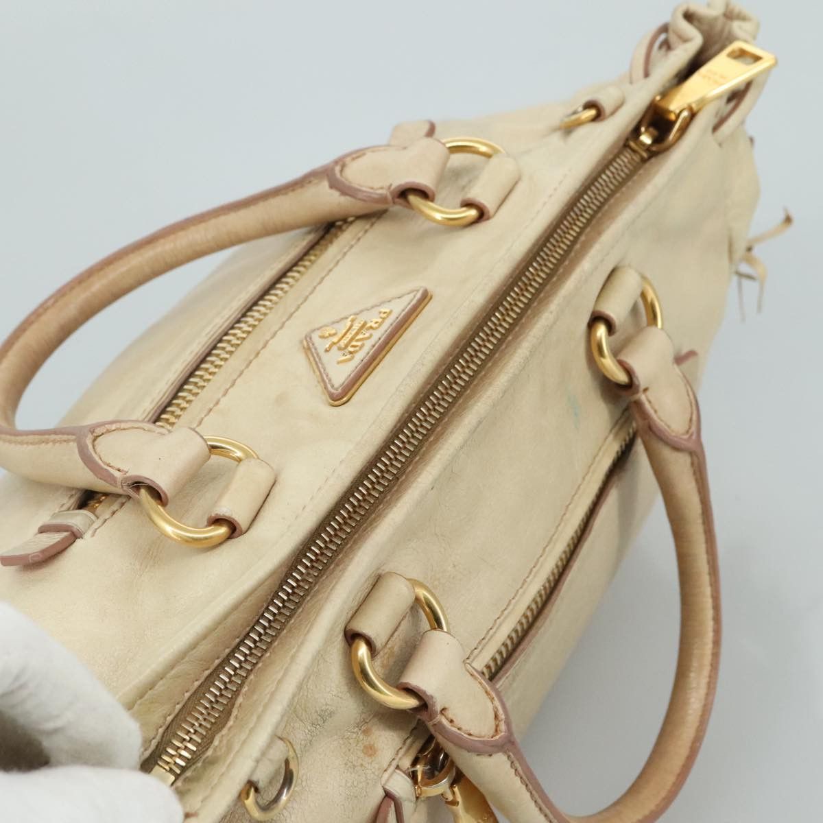 Prada Vitello Beige Leather Handbag (Pre-Owned) Size ONE SIZE - 11 Thumbnail