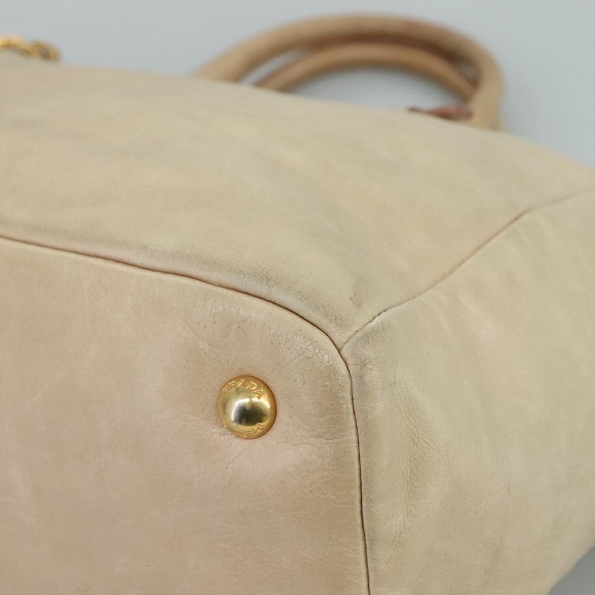 Prada Vitello Beige Leather Handbag (Pre-Owned) Size ONE SIZE - 7 Thumbnail