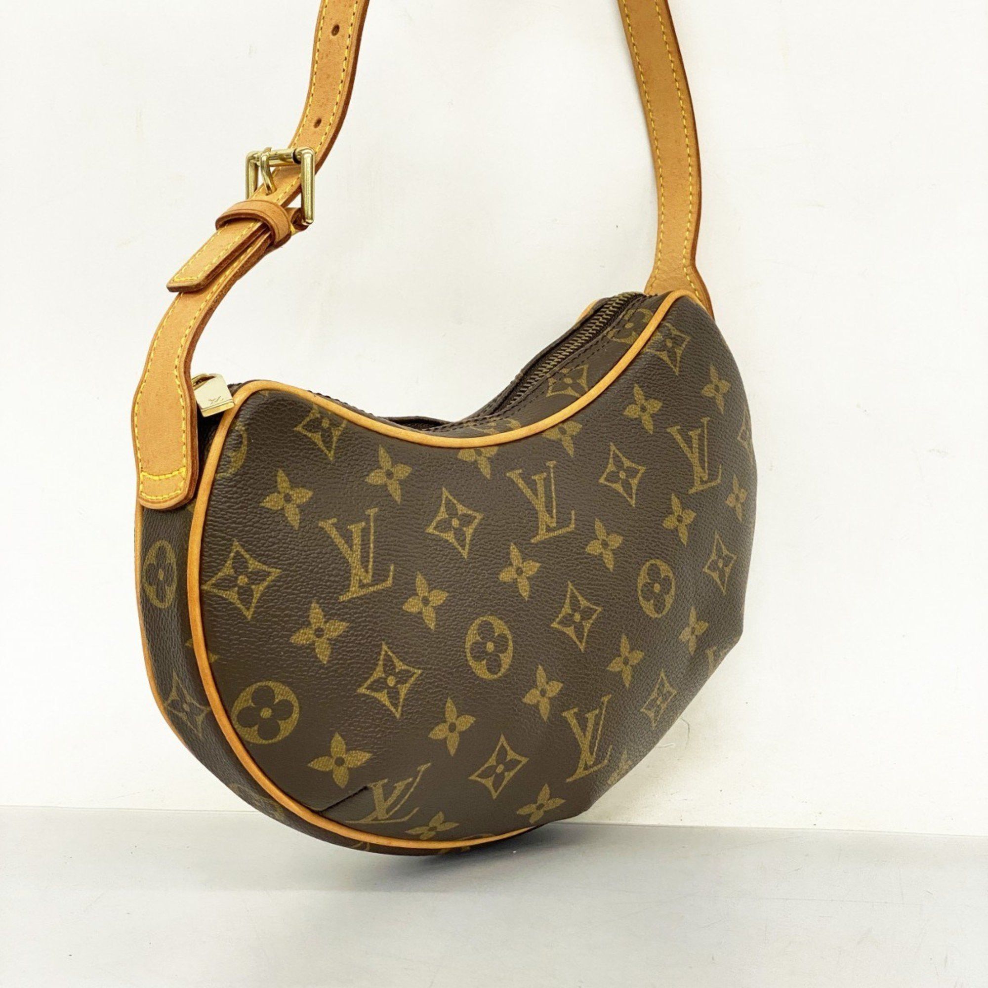 Louis Vuitton Louis Vuitton Croissant shoulder Size ONE SIZE - 3 Thumbnail