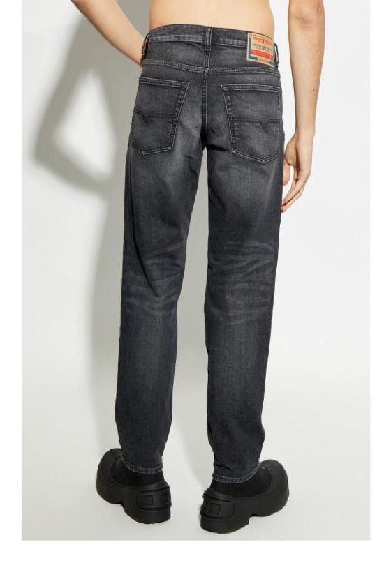 Diesel DIESEL Men Denim Pants A1022909L52 02 BLACK Size US 32 / EU 48 - 4 Thumbnail
