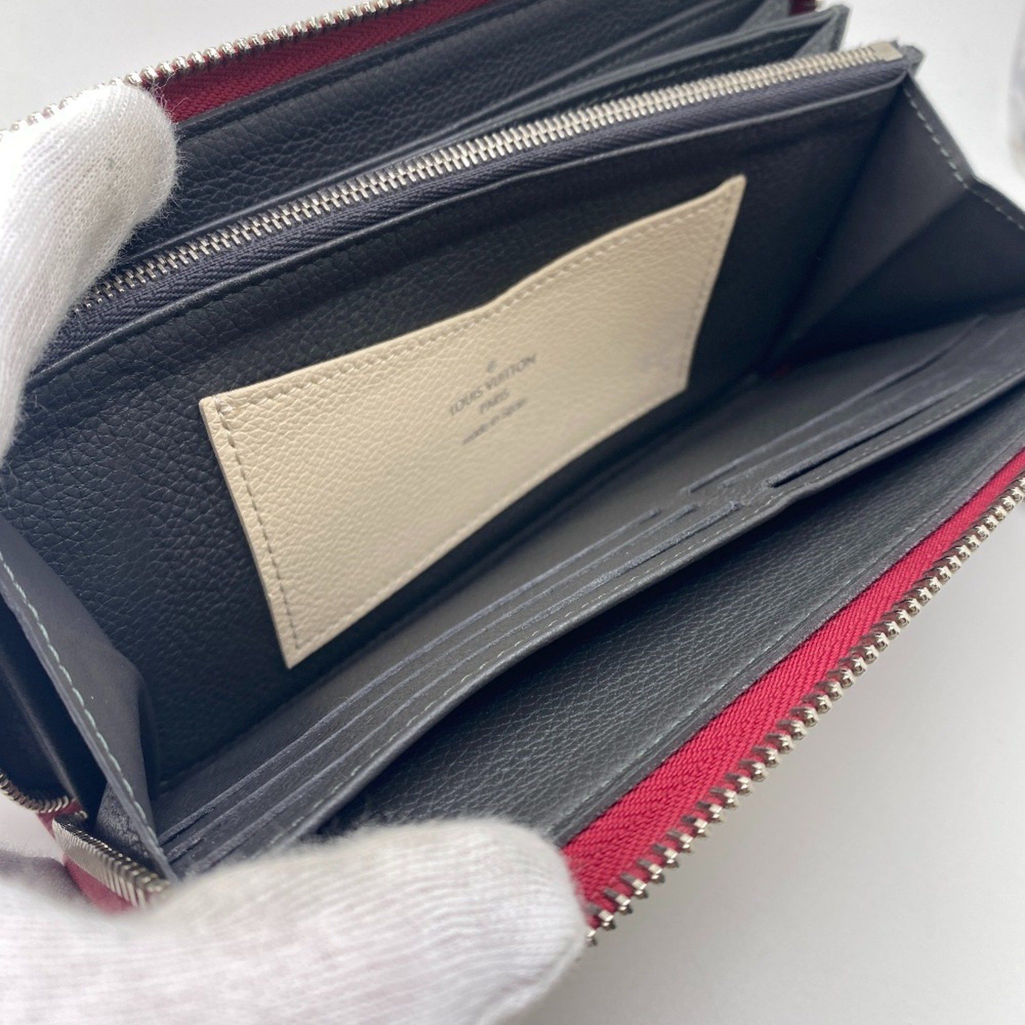 Louis Vuitton Louis Vuitton Lockme wallet Size ONE SIZE - 9 Thumbnail
