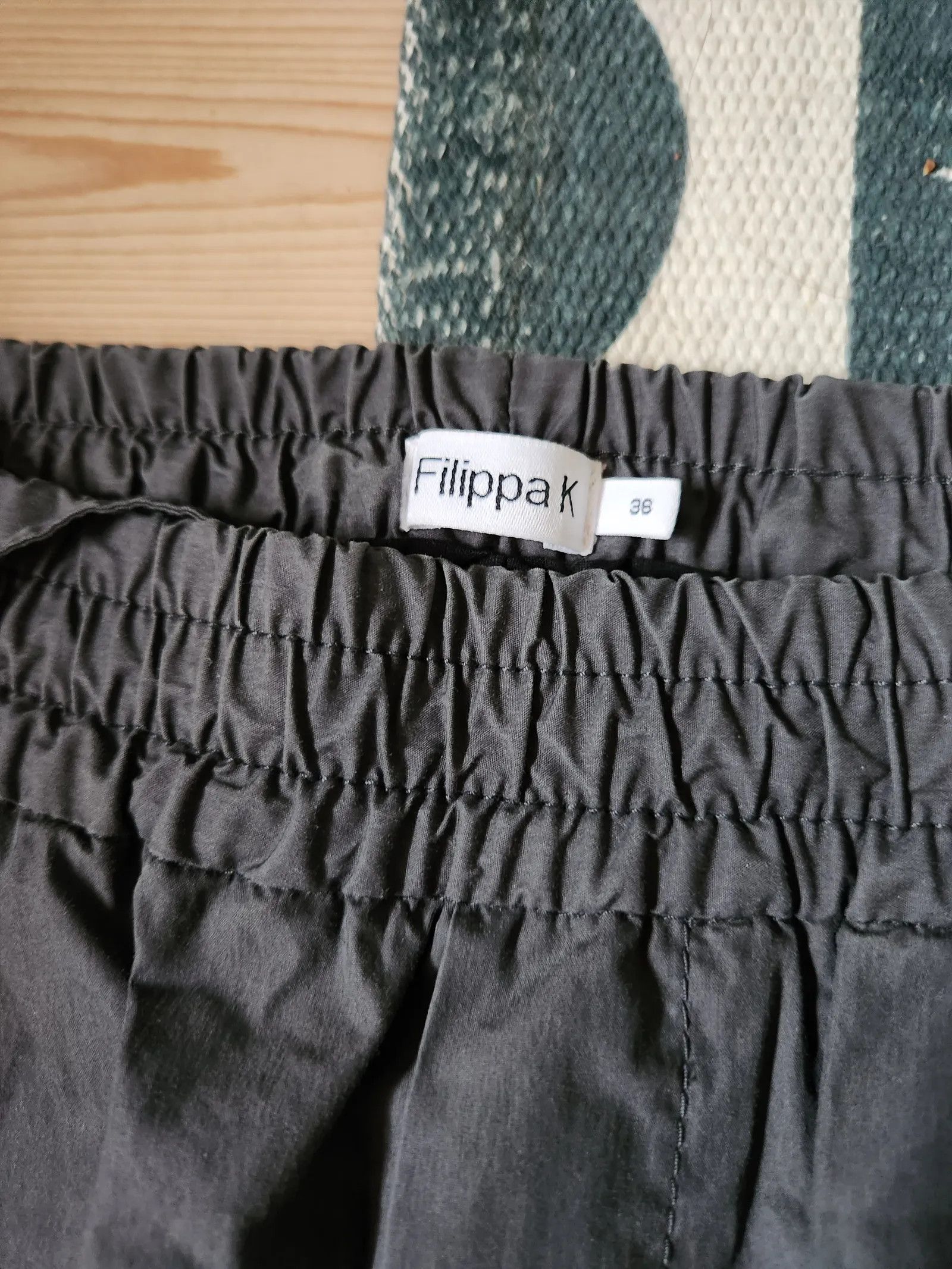 Filippa K Filippa K Light Cargo Trousers Pants Size 26" / US 2 / IT 38 - 2 Thumbnail