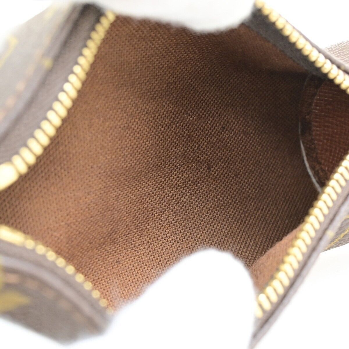 Louis Vuitton Louis Vuitton Etui à balles de golf clutch Size ONE SIZE - 10 Thumbnail