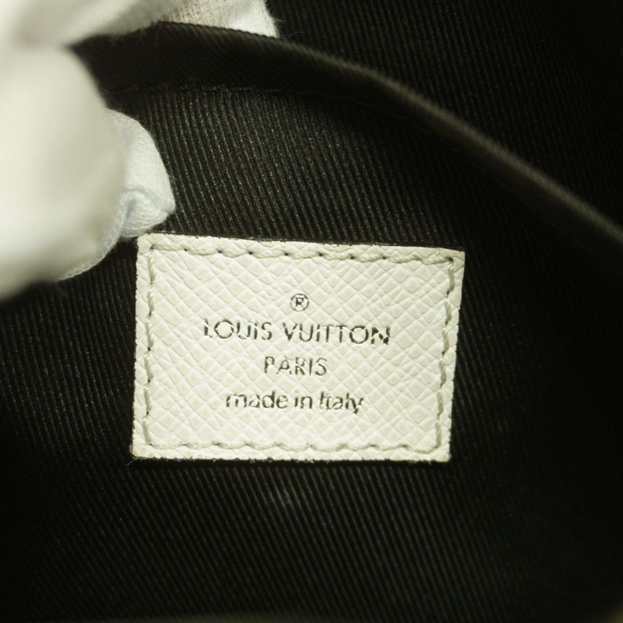 Louis Vuitton Louis Vuitton Outdoor shoulder Size ONE SIZE - 13 Thumbnail