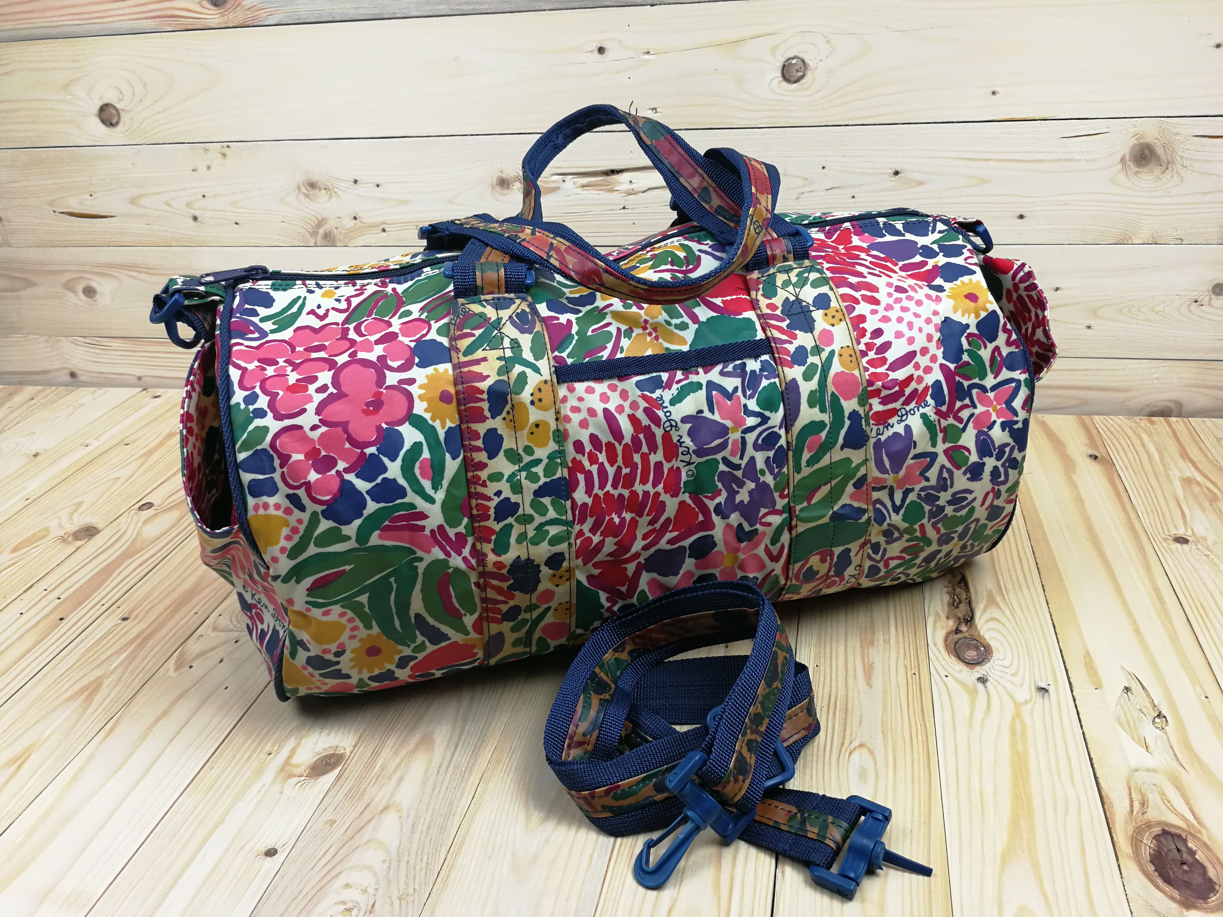 Vintage beautiful KEN DONE luggage bag floral/multicolor/australia