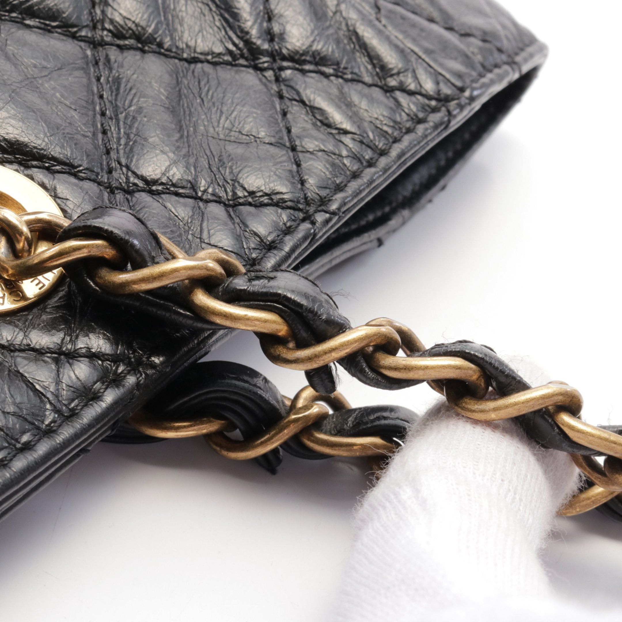 Chanel Chanel Matelasse Chain Shoulder Bag Tote Leather Black Gold Hardware Size ONE SIZE - 13 Thumbnail