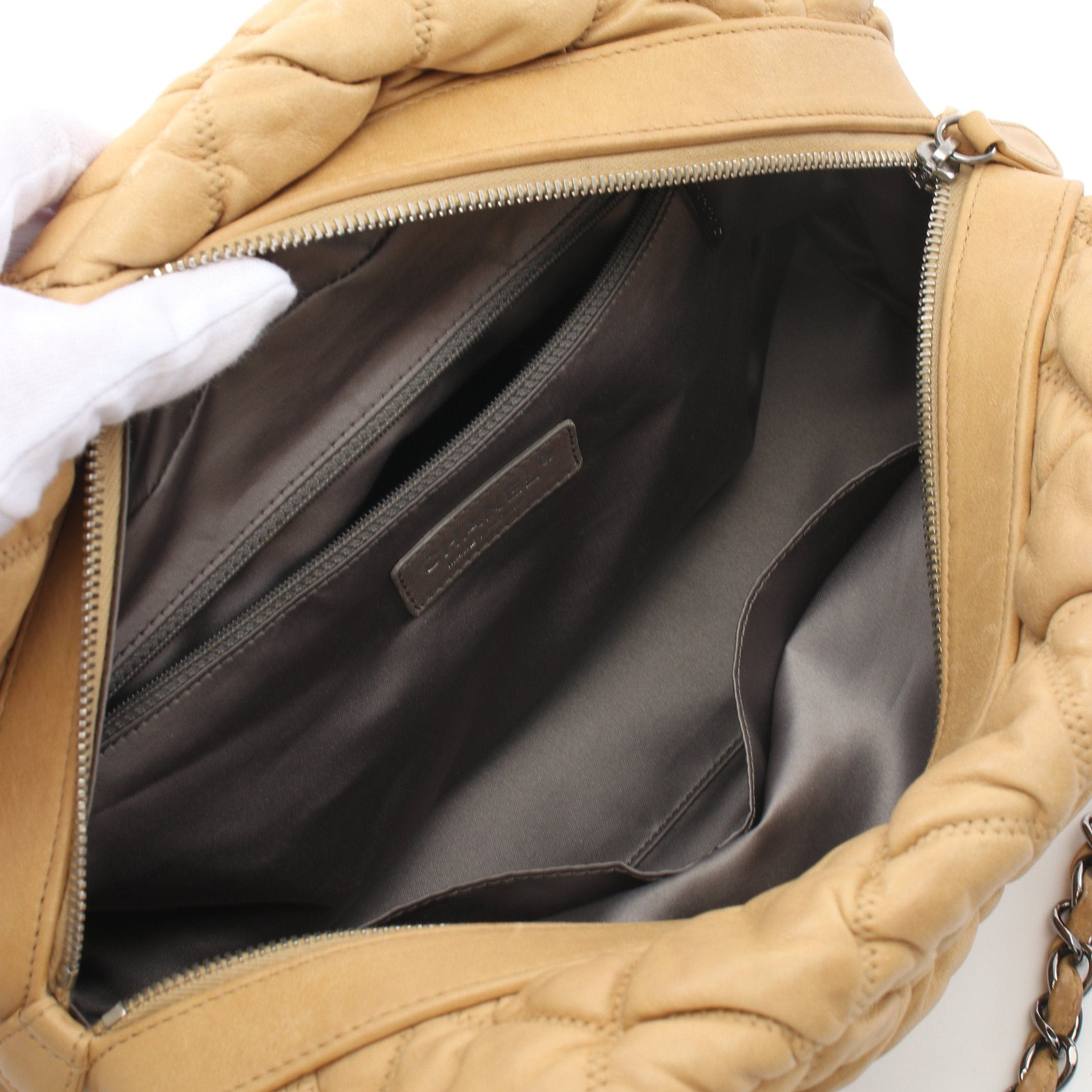 Chanel Chanel Bulles Quilt Chain Shoulder Bag Lambskin Khaki Beige Silver Hardware Size ONE SIZE - 3 Thumbnail