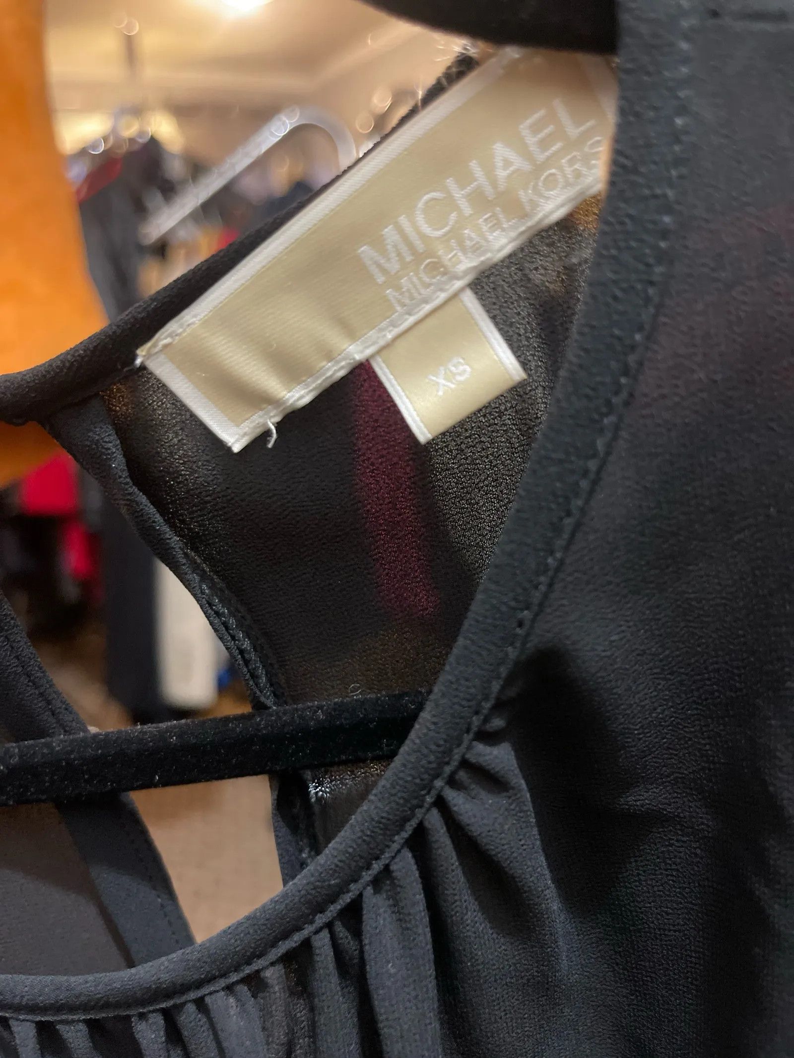 Michael Kors Michael Kors Blouse Size XS / US 0-2 / IT 36-38 - 2 Thumbnail