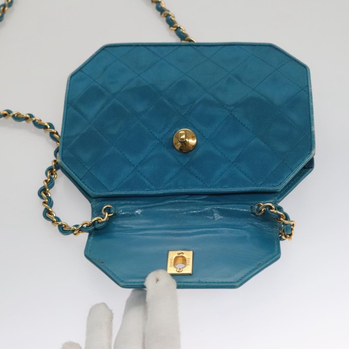 Chanel Cc Blue Silk Shoulder Bag (Pre-Owned) Size ONE SIZE - 20 Thumbnail