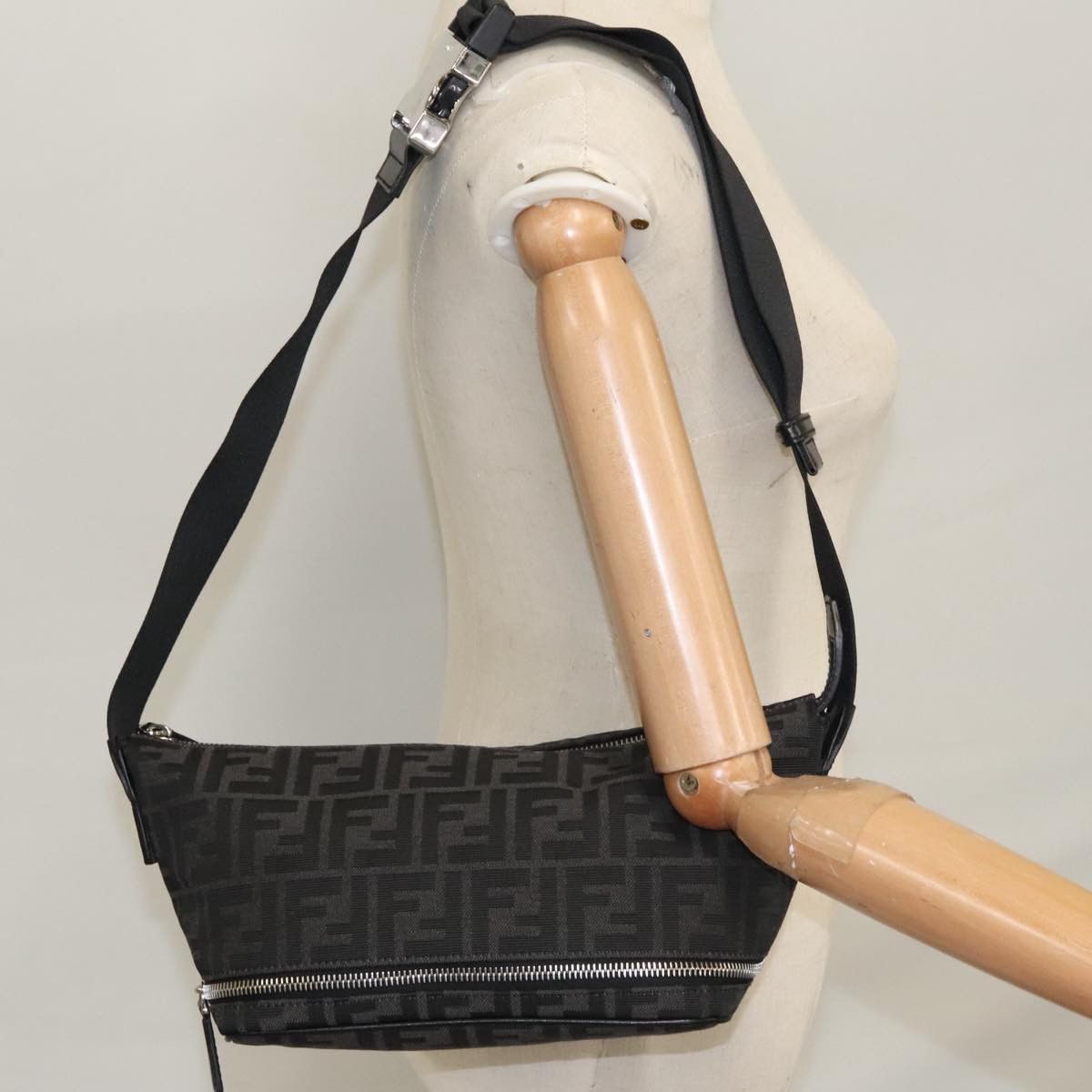 Fendi Zucca Black Canvas Shoulder Bag (Pre-Owned) Size ONE SIZE - 16 Thumbnail