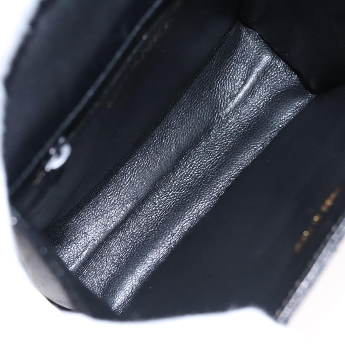 Chanel Cc Black Leather Shoulder Bag (Pre-Owned) Size ONE SIZE - 12 Thumbnail